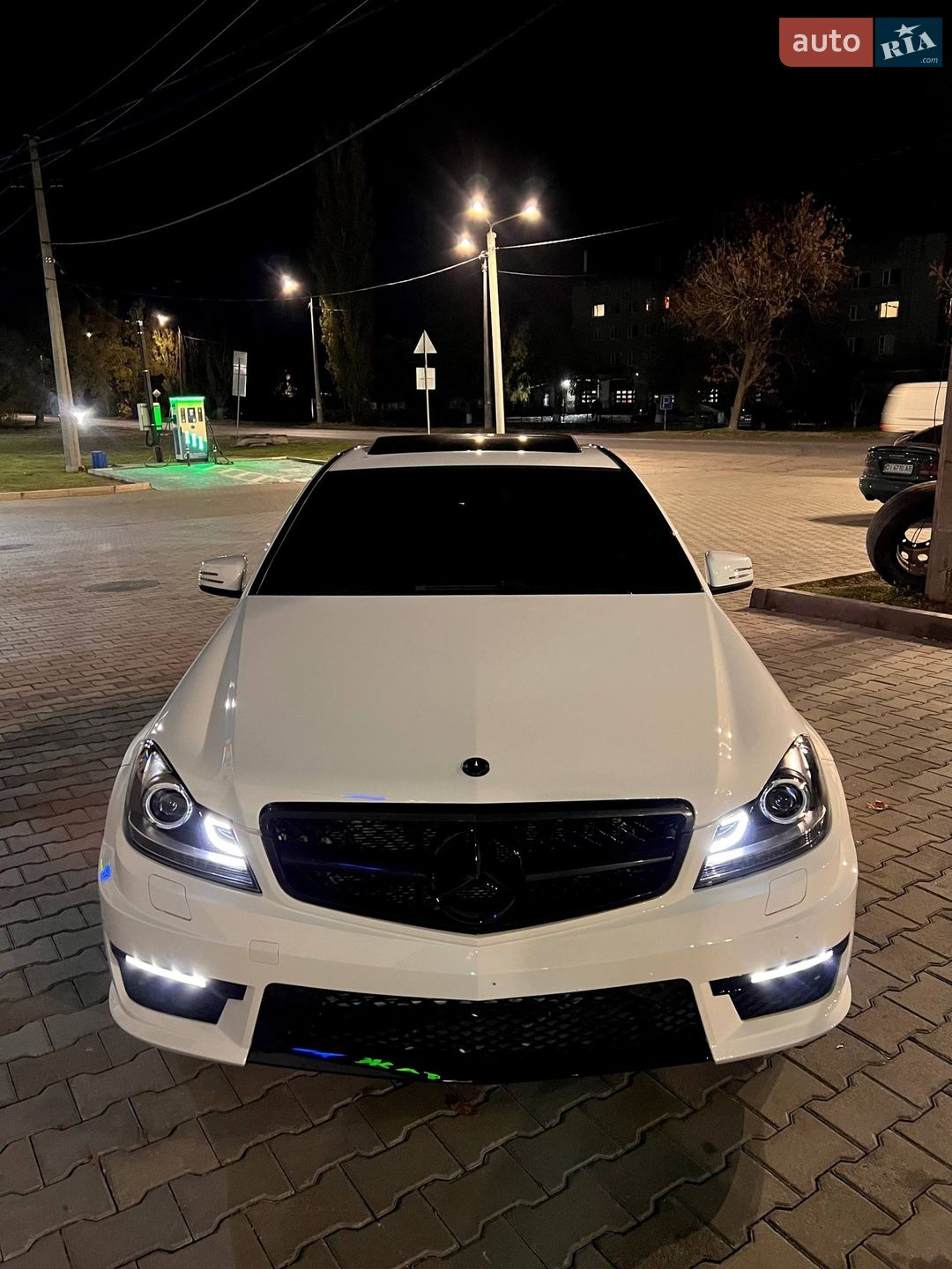 MERCEDES-BENZ C 300 2013