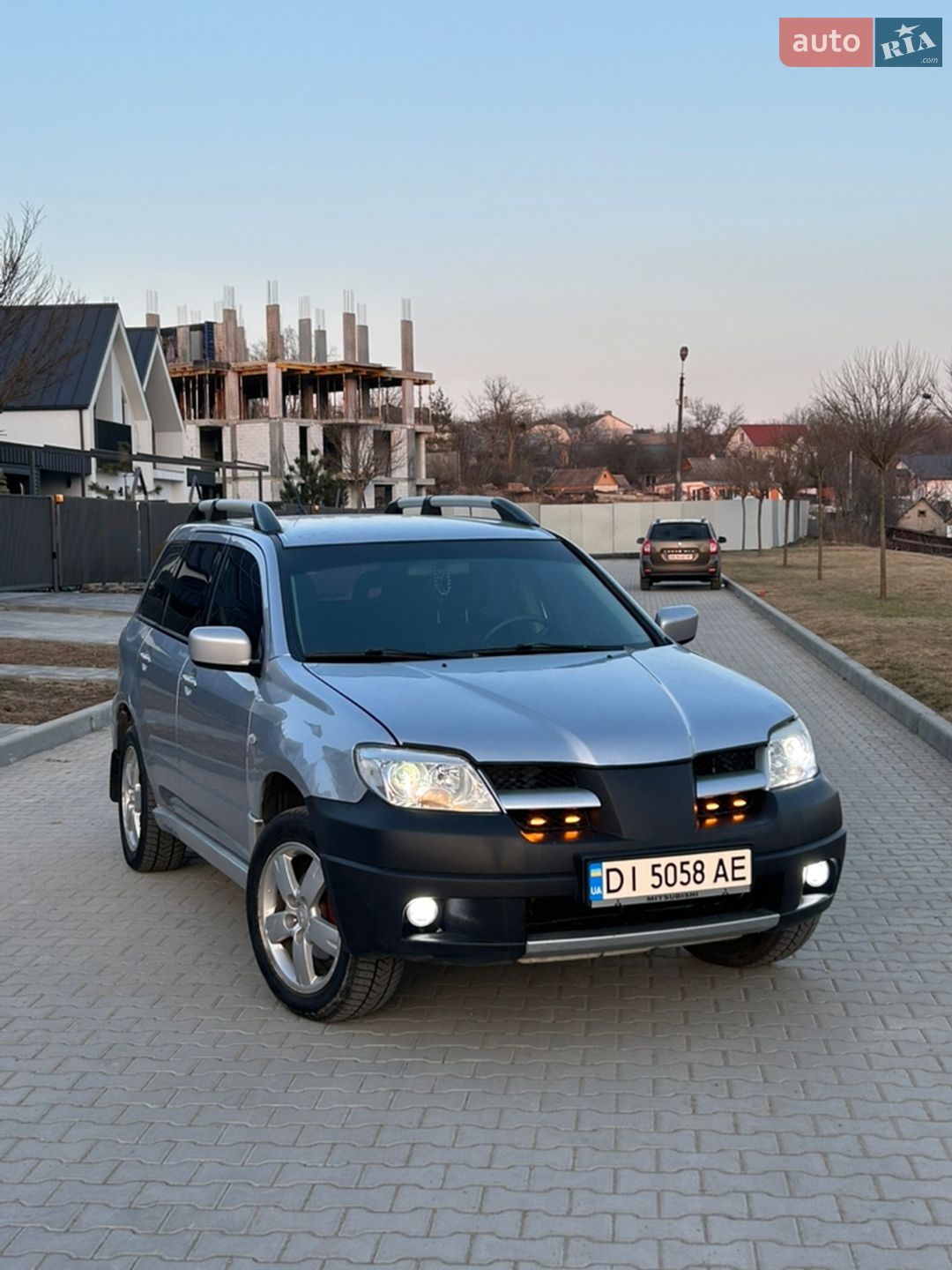 MITSUBISHI OUTLANDER SPORT 2003