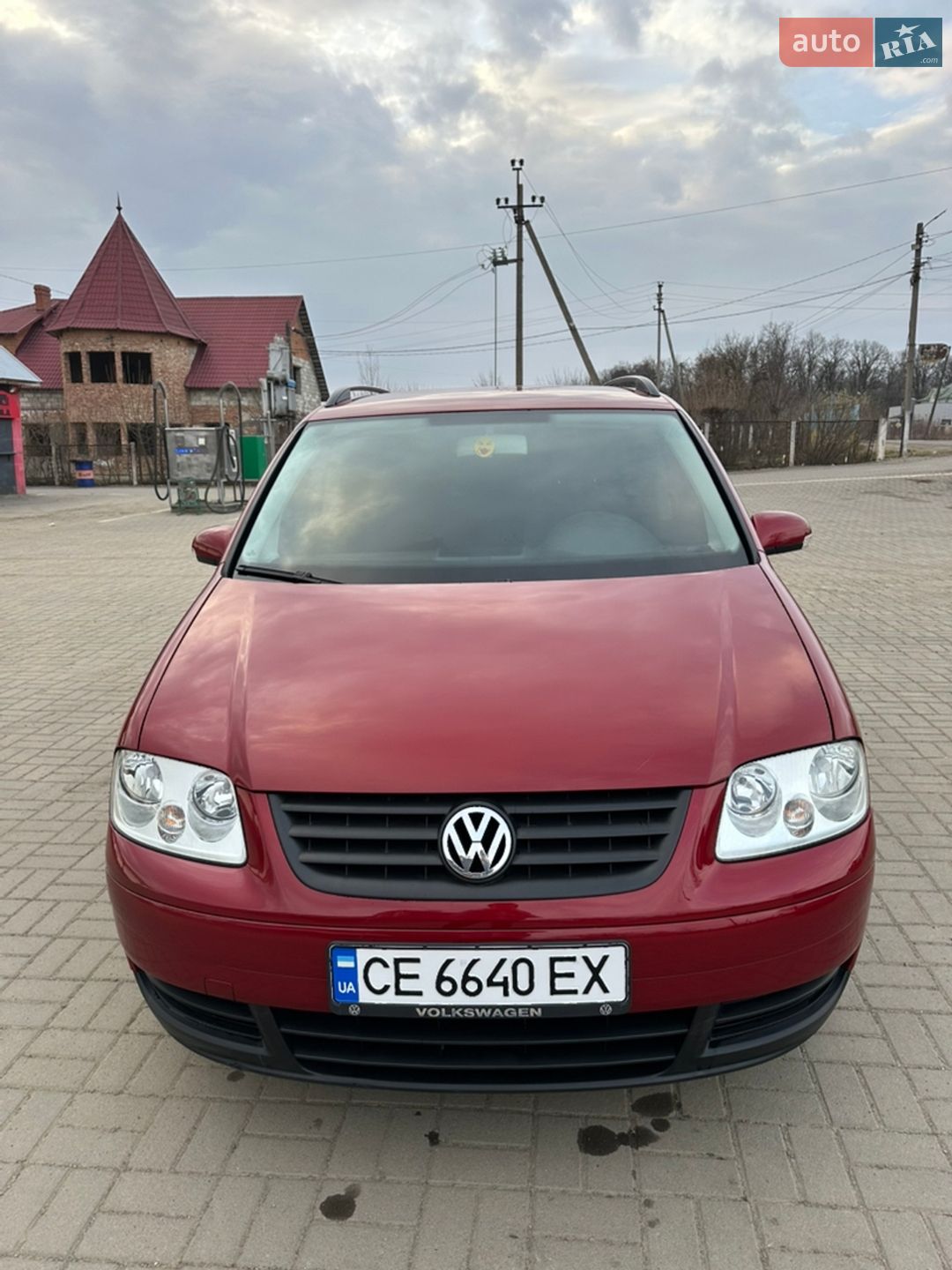VOLKSWAGEN TOURAN 2004