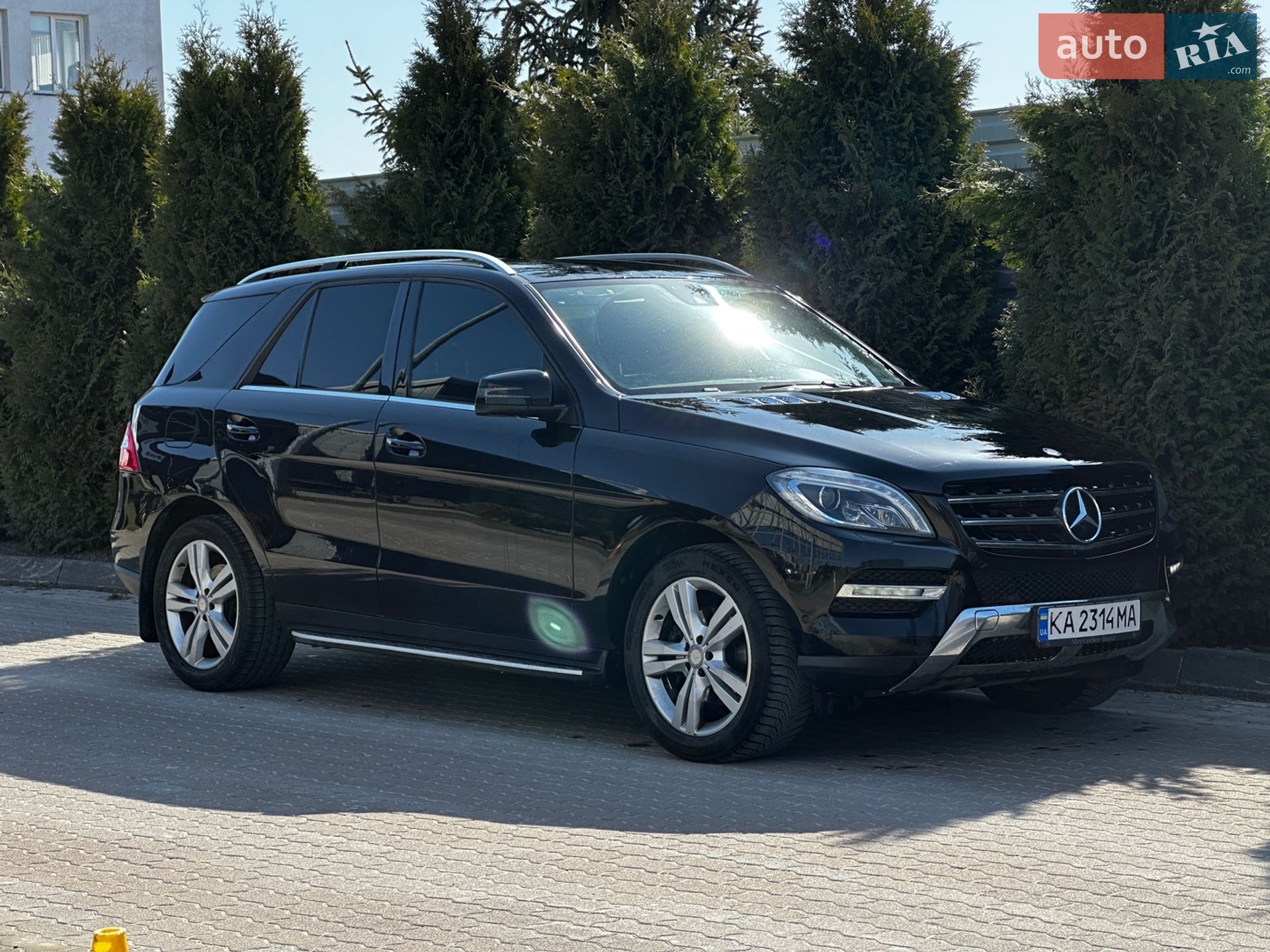 Головне фото звіту автомобіля MERCEDES-BENZ ML 350 2013