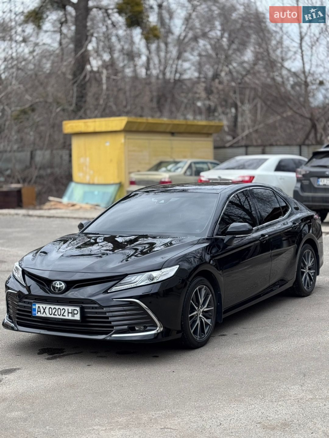 TOYOTA CAMRY