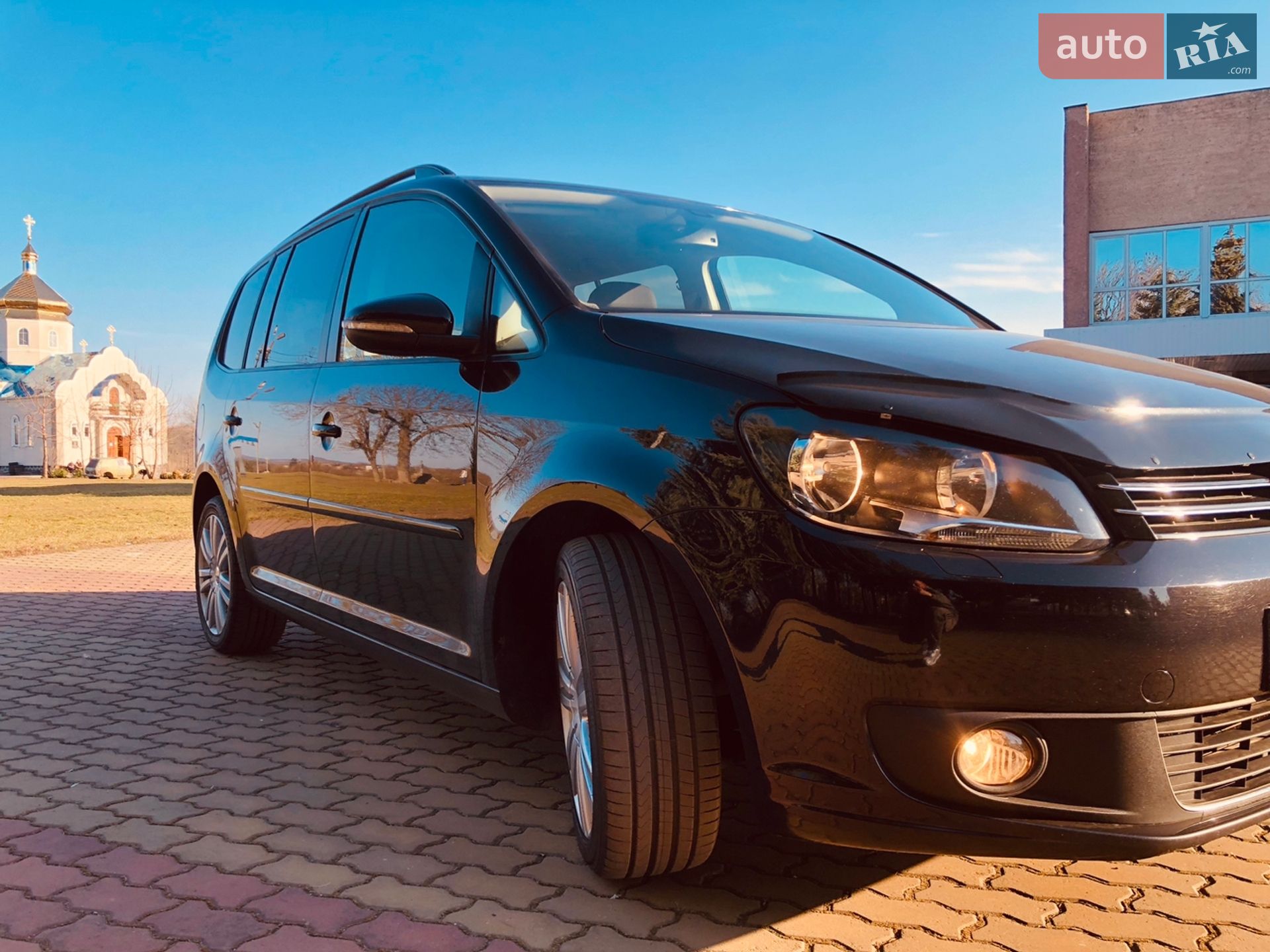 VOLKSWAGEN TOURAN 2015