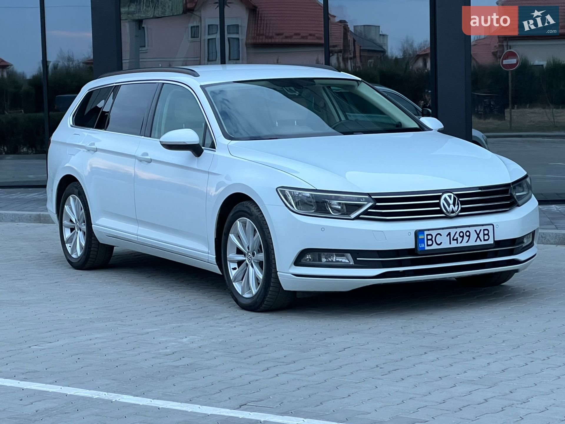 VOLKSWAGEN PASSAT 2015