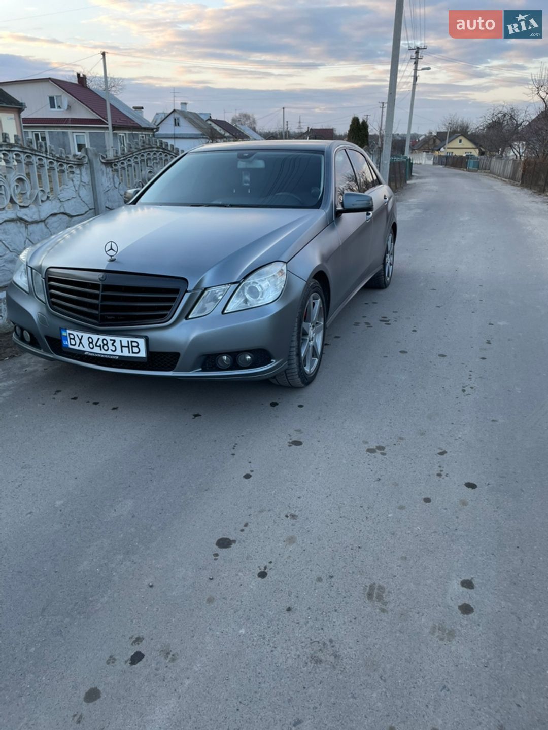 MERCEDES-BENZ E 200 2011