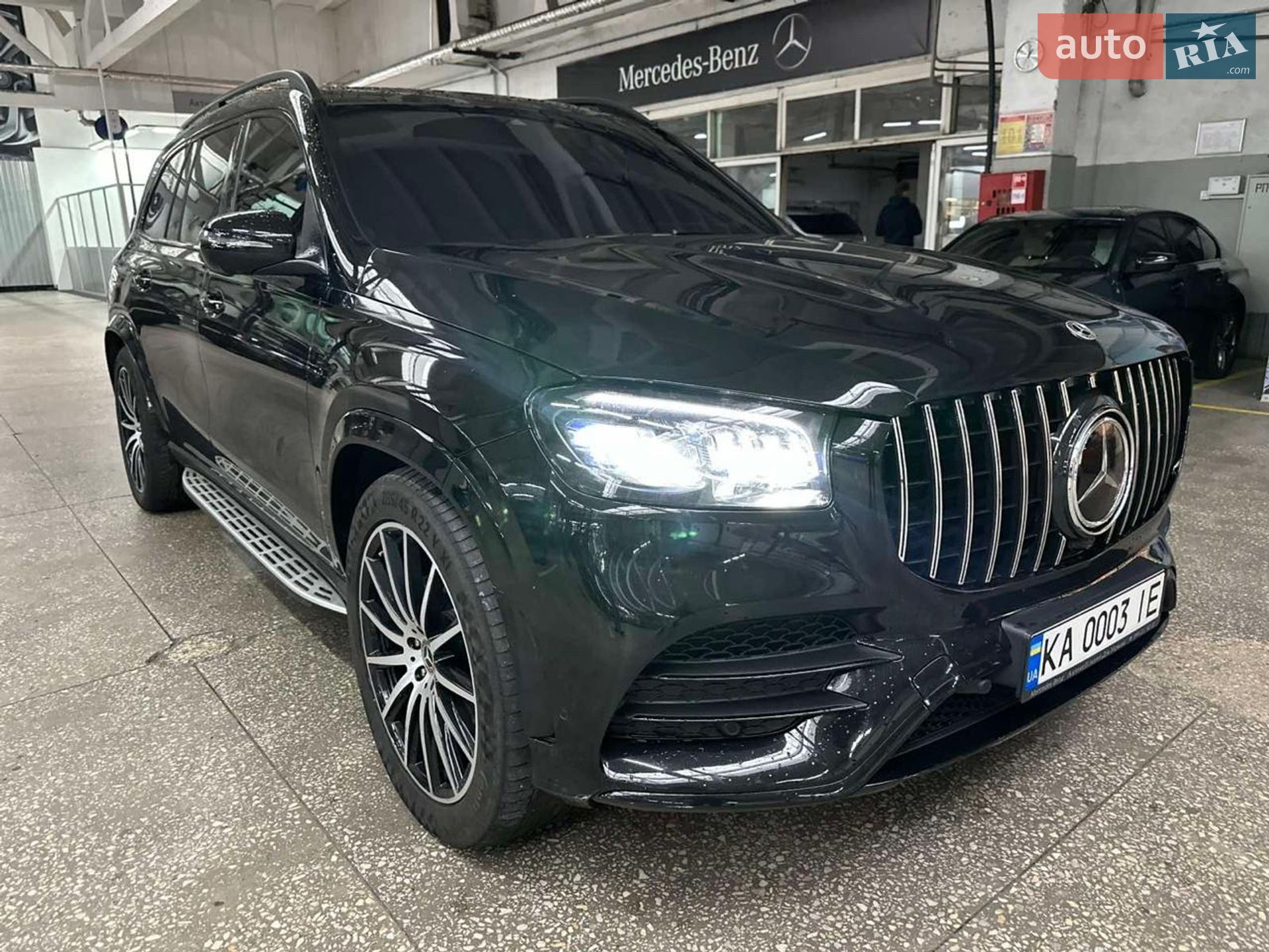 Головне фото звіту автомобіля MERCEDES-BENZ GLS 400 D 2022