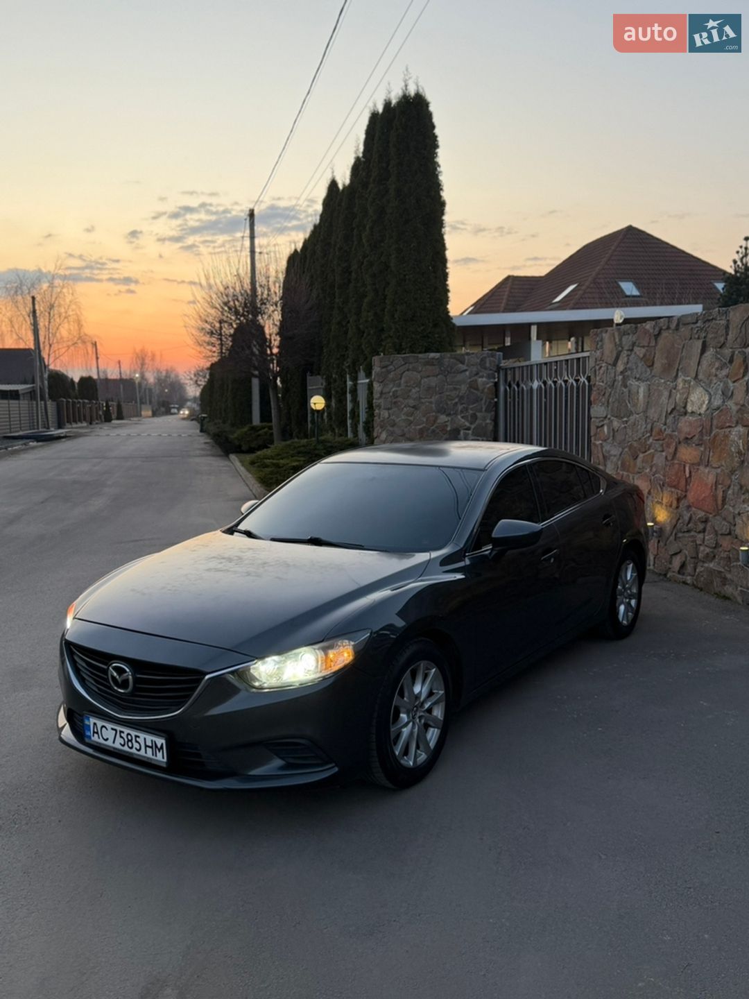 Головне фото звіту автомобіля MAZDA 6 2015