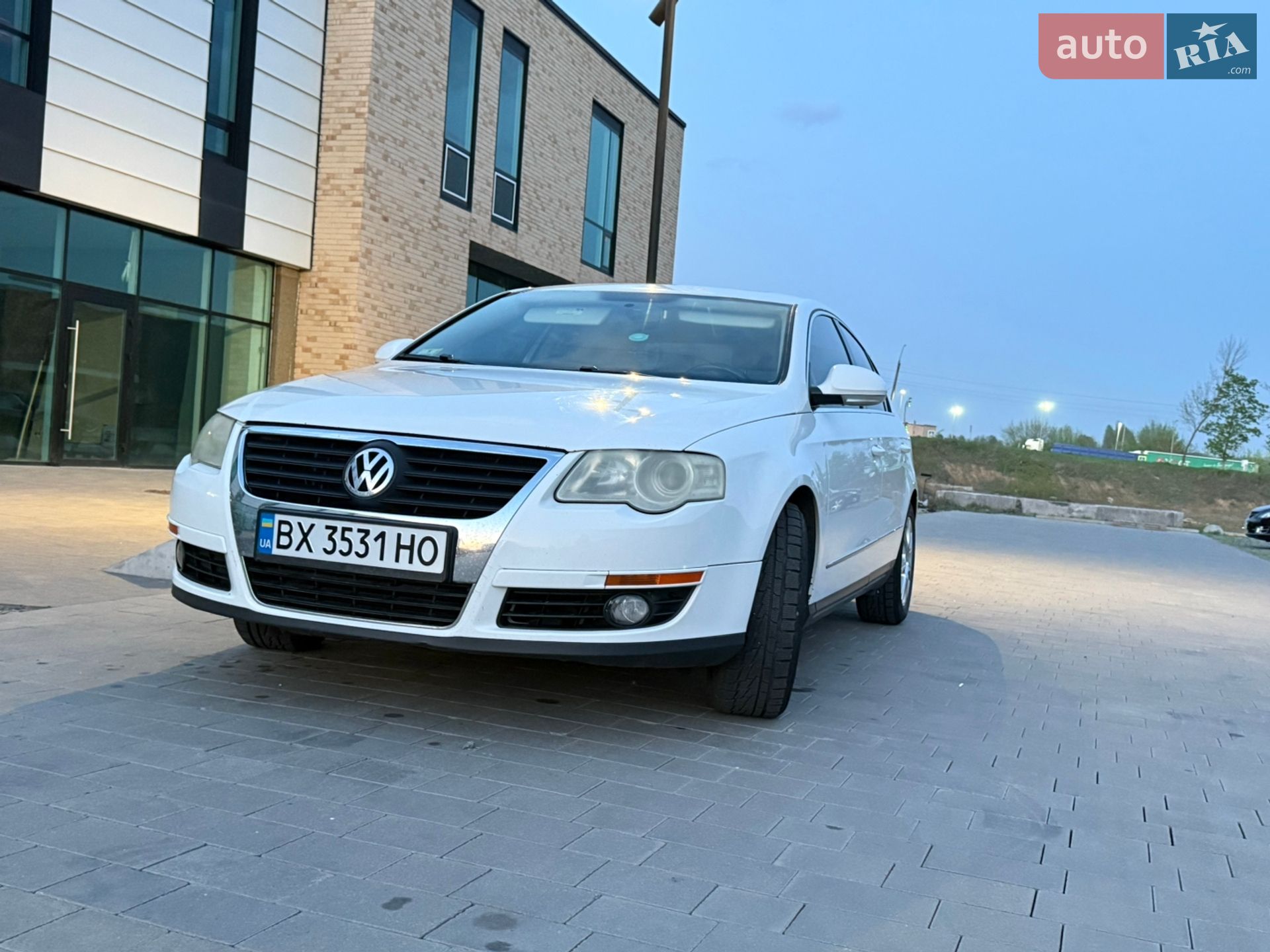 VOLKSWAGEN PASSAT 2010