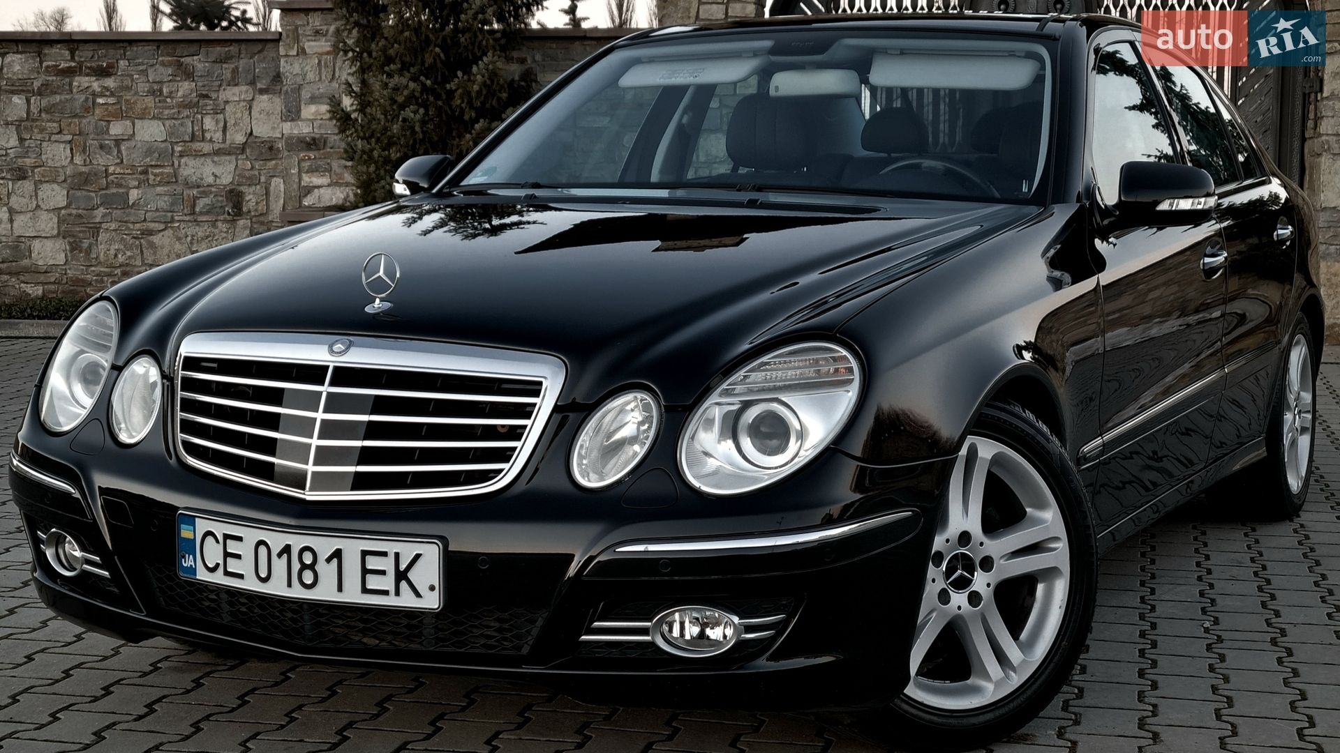 Головне фото звіту автомобіля MERCEDES-BENZ E 320 CDI 2008