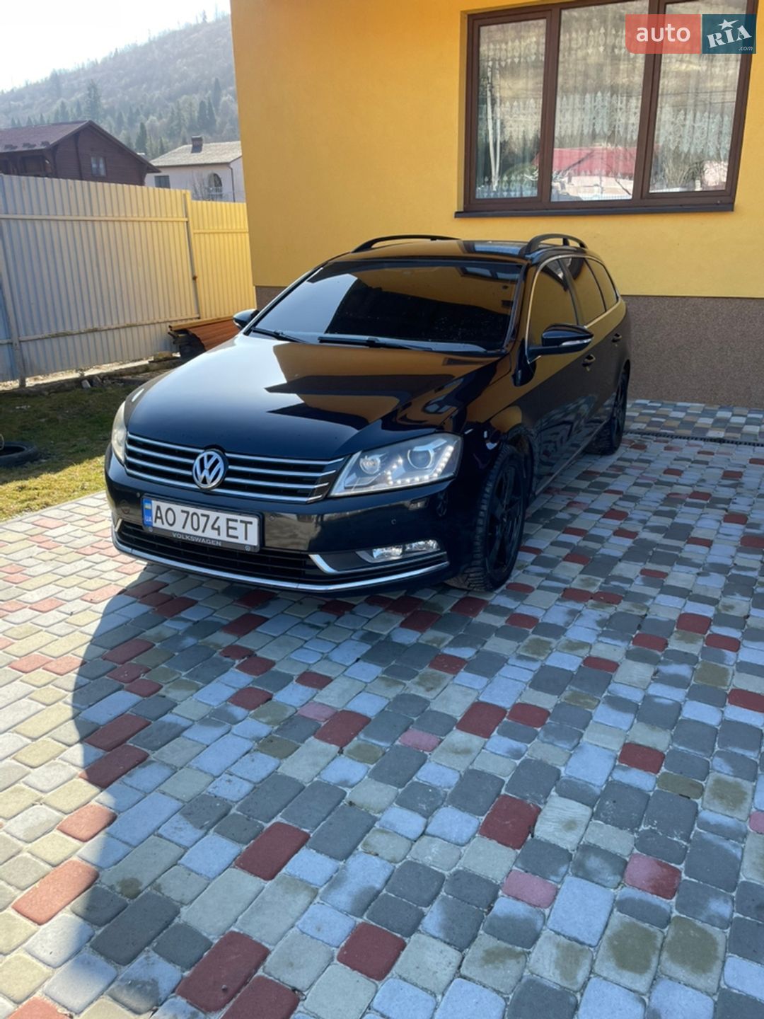 VOLKSWAGEN PASSAT 2012