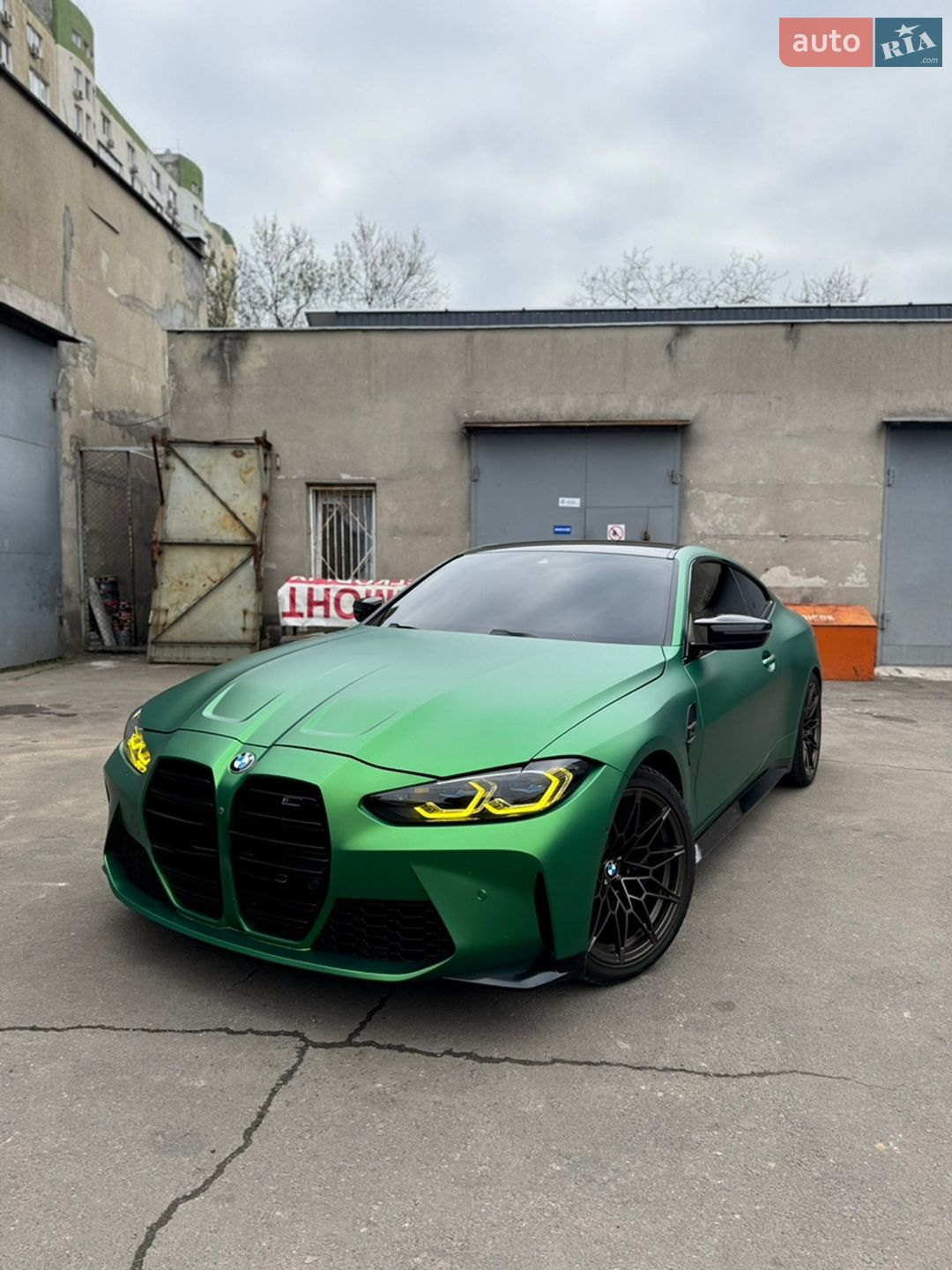 BMW M4 COMPETITION 2021