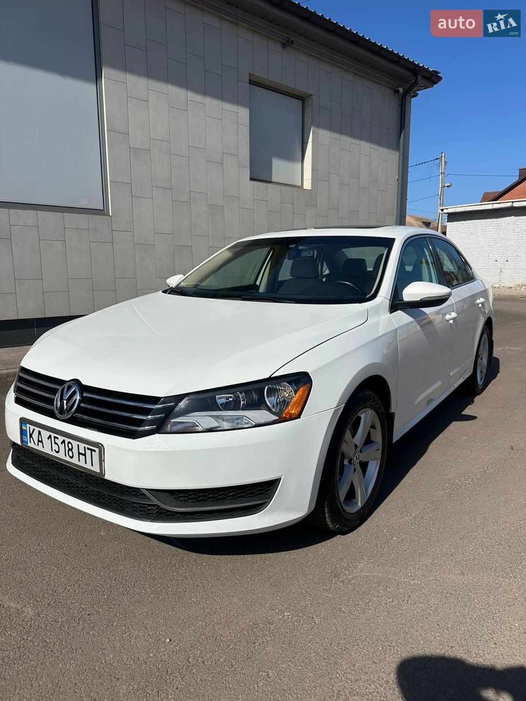 VOLKSWAGEN PASSAT 2012