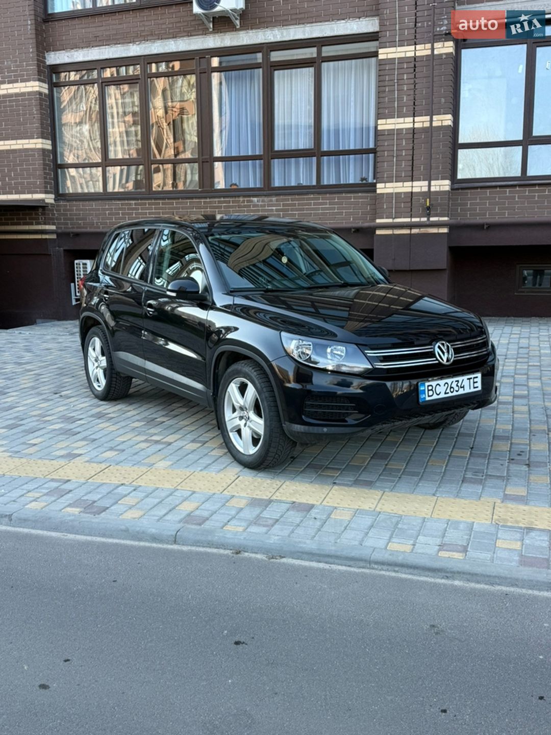 VOLKSWAGEN TIGUAN 2014