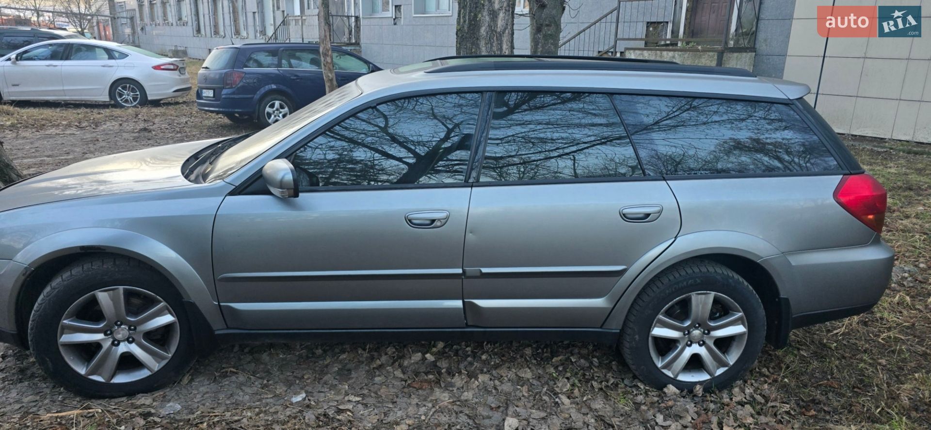 Головне фото звіту автомобіля SUBARU LEGACY OUTBACK 2006