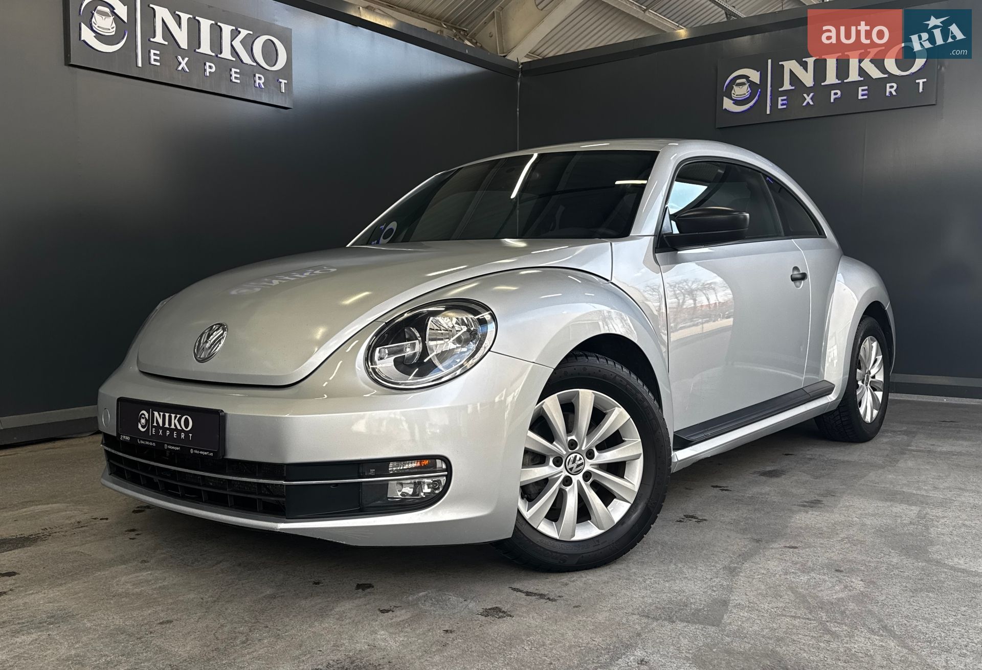 VOLKSWAGEN BEETLE 2015