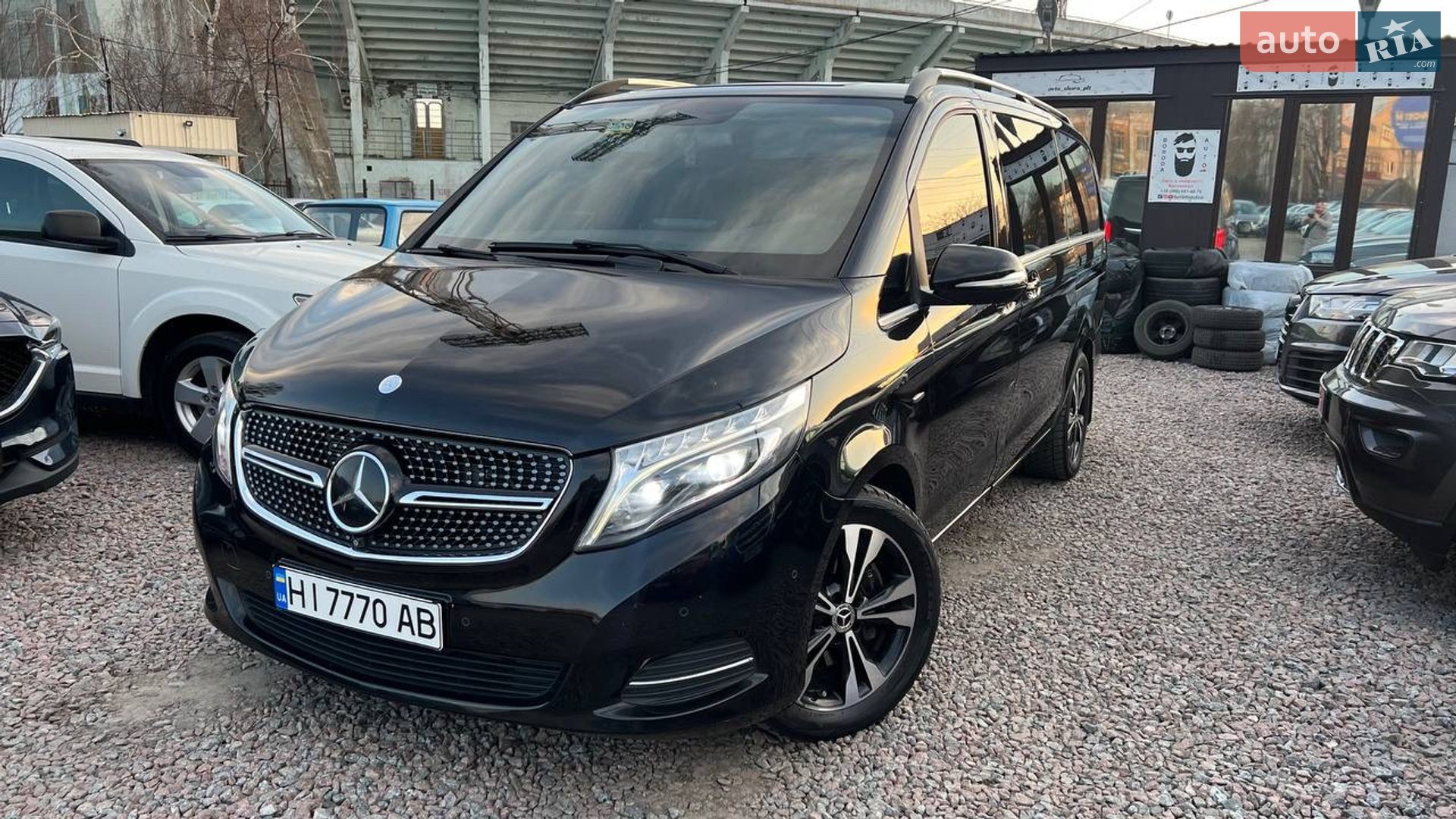 MERCEDES-BENZ V 250 2015