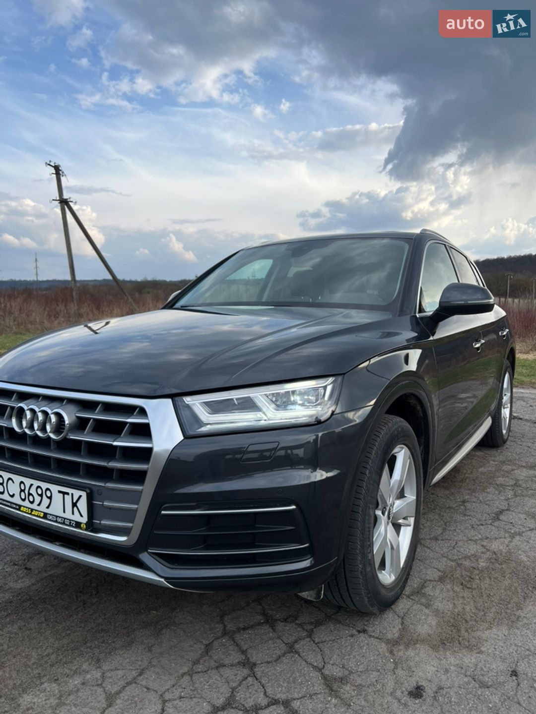 Головне фото звіту автомобіля AUDI Q5 2019