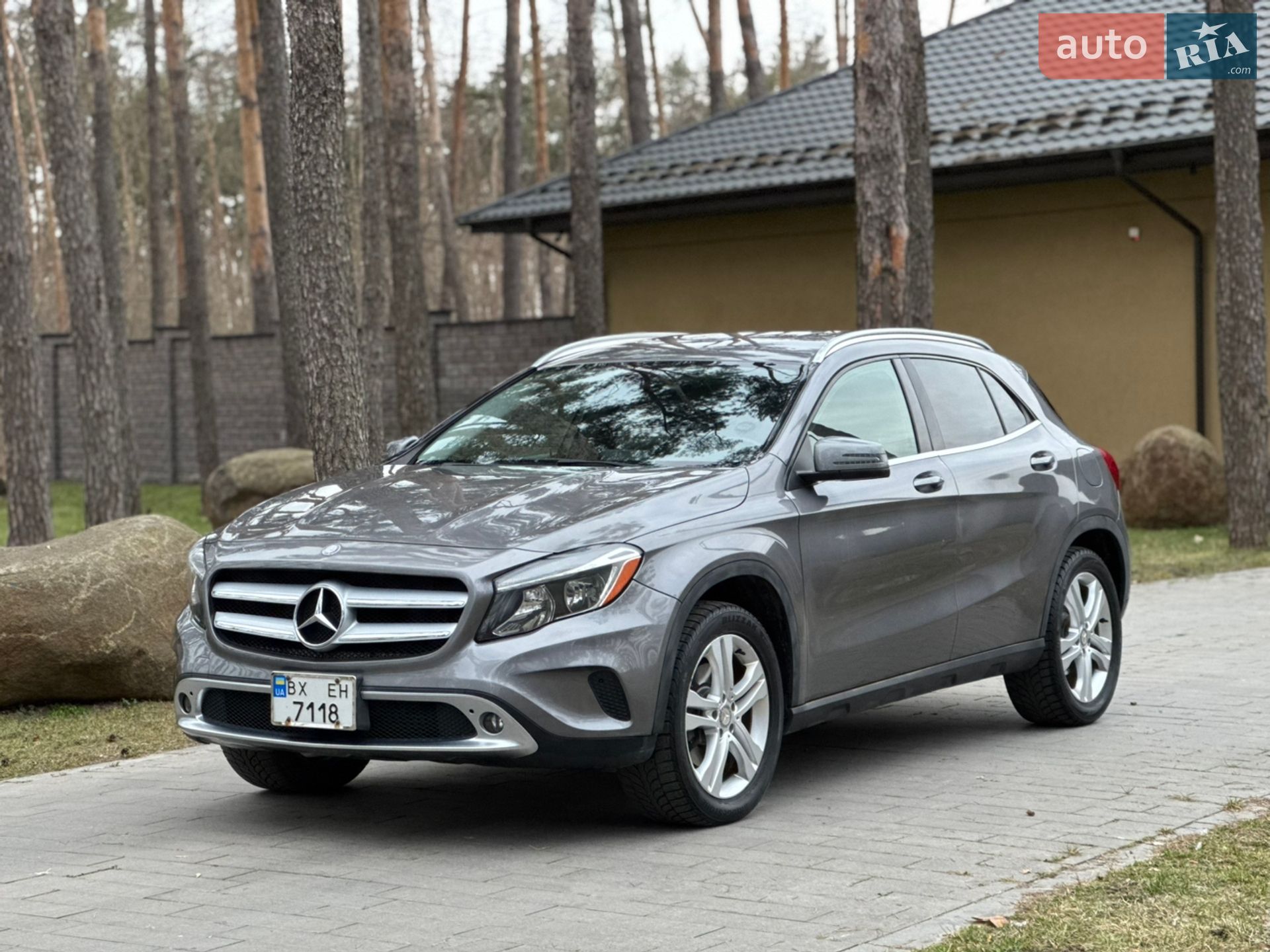 MERCEDES-BENZ GLA 250 2014