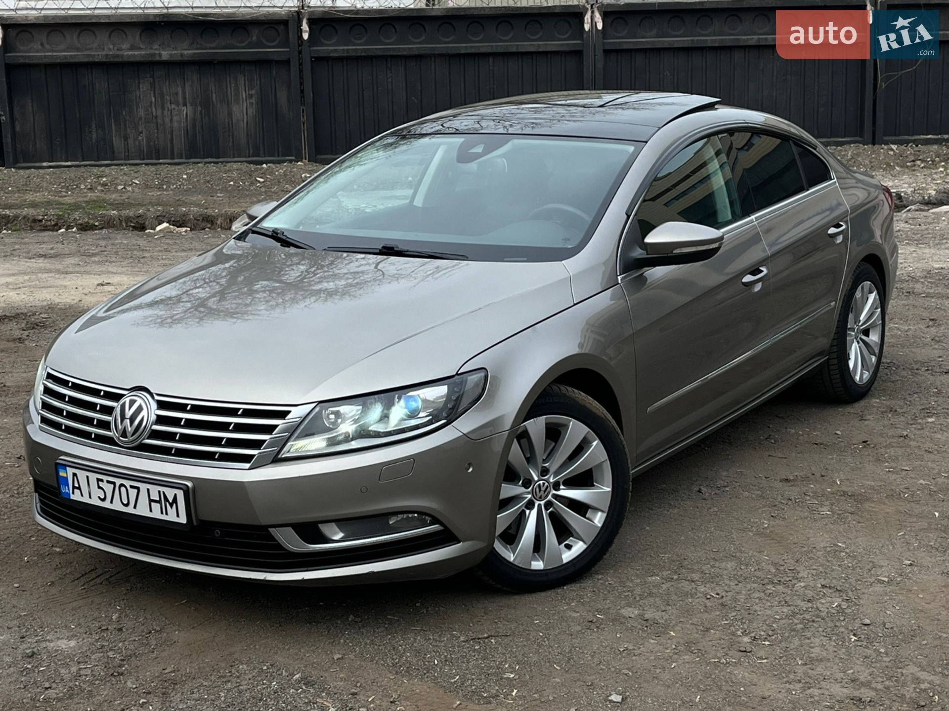 VOLKSWAGEN PASSAT CC 2014
