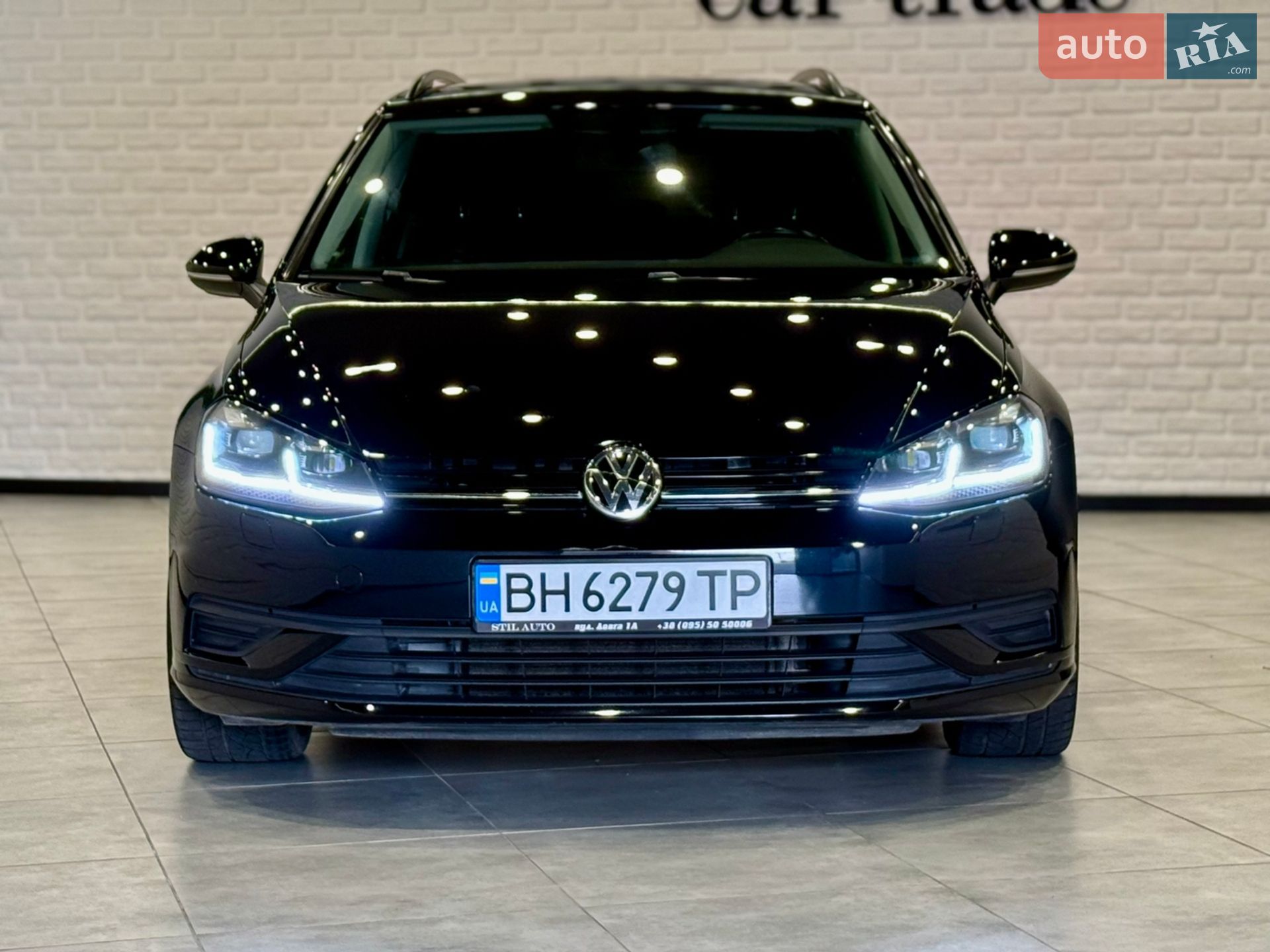 VOLKSWAGEN GOLF 2017