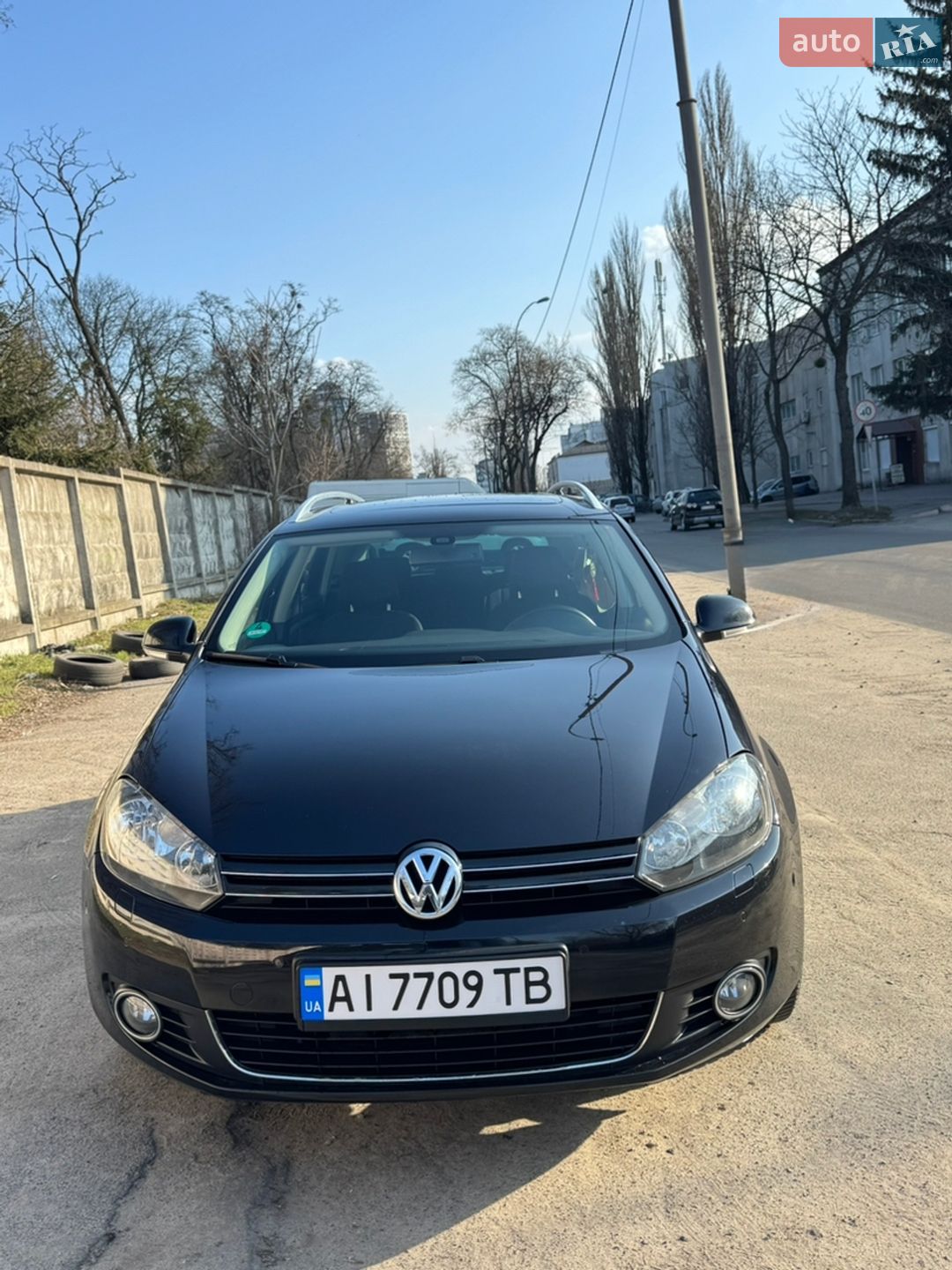 VOLKSWAGEN GOLF 2010