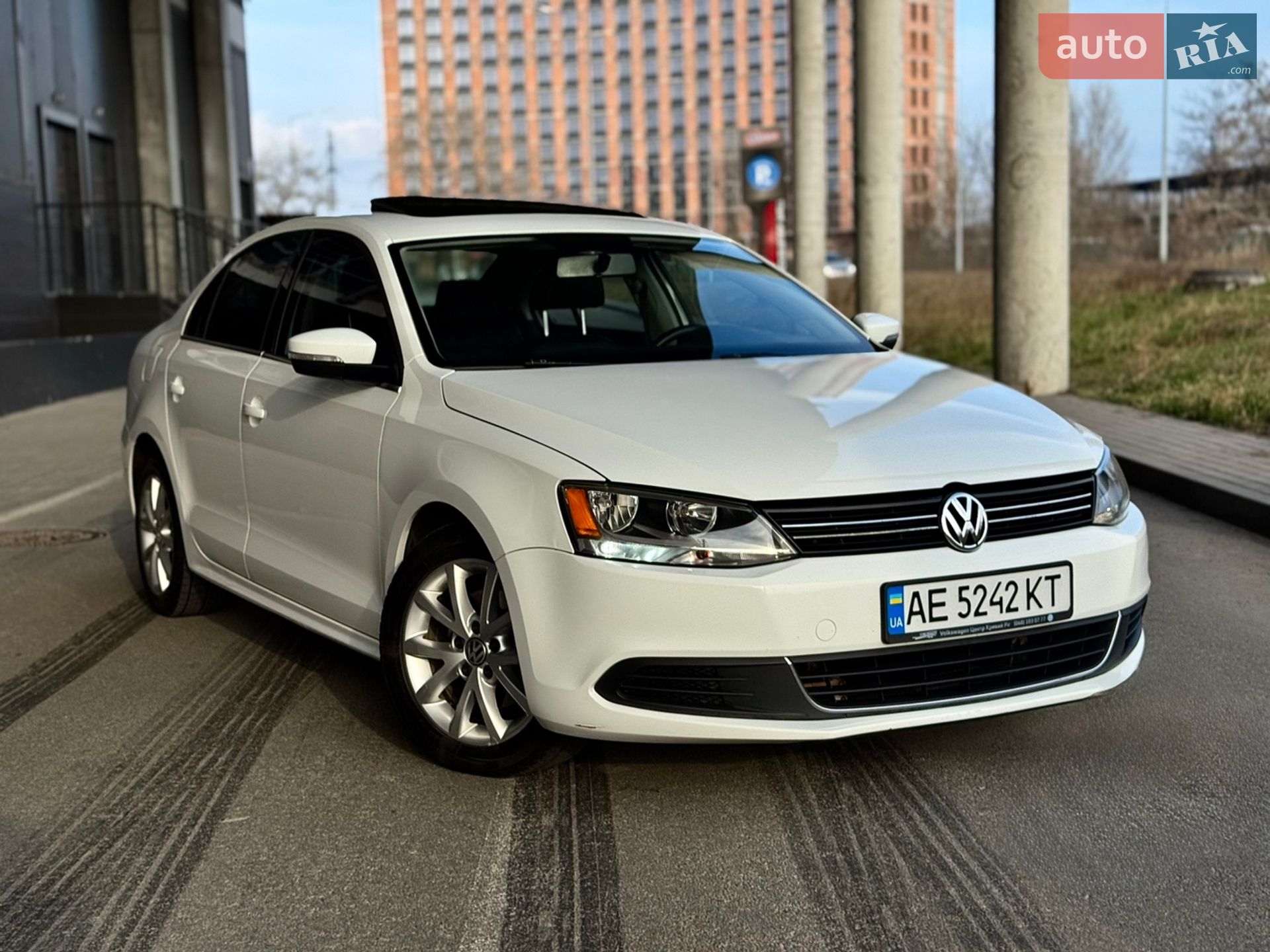 VOLKSWAGEN JETTA 2013