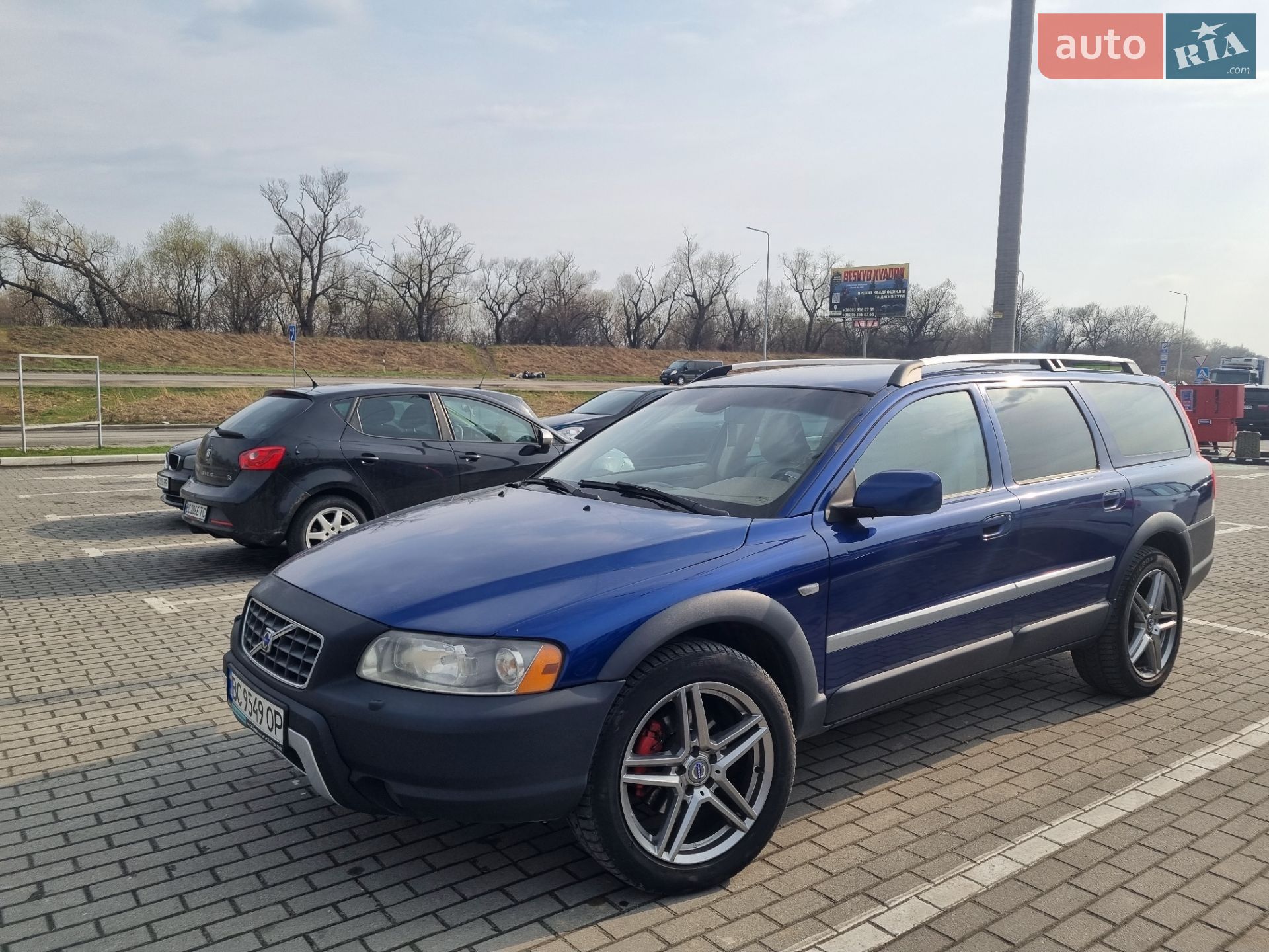 VOLVO XC70 2005