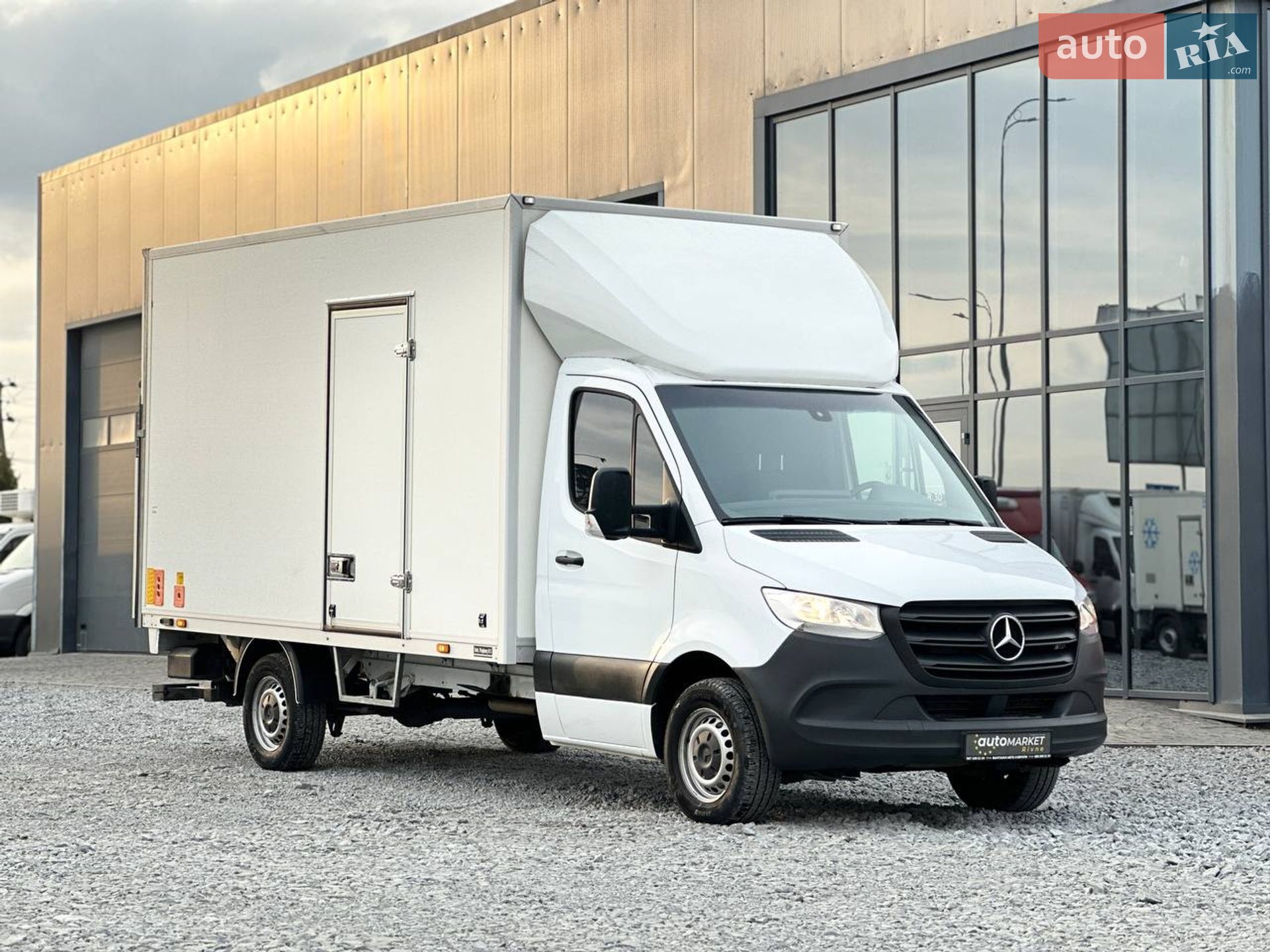 MERCEDES-BENZ SPRINTER 2019