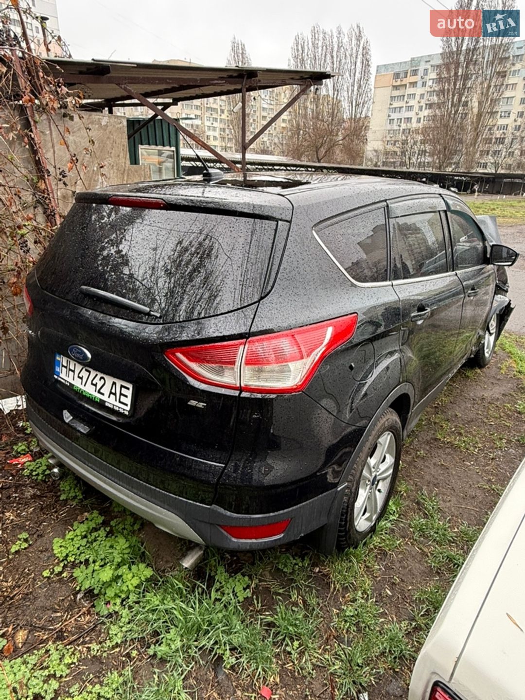 Головне фото звіту автомобіля FORD ESCAPE 2015