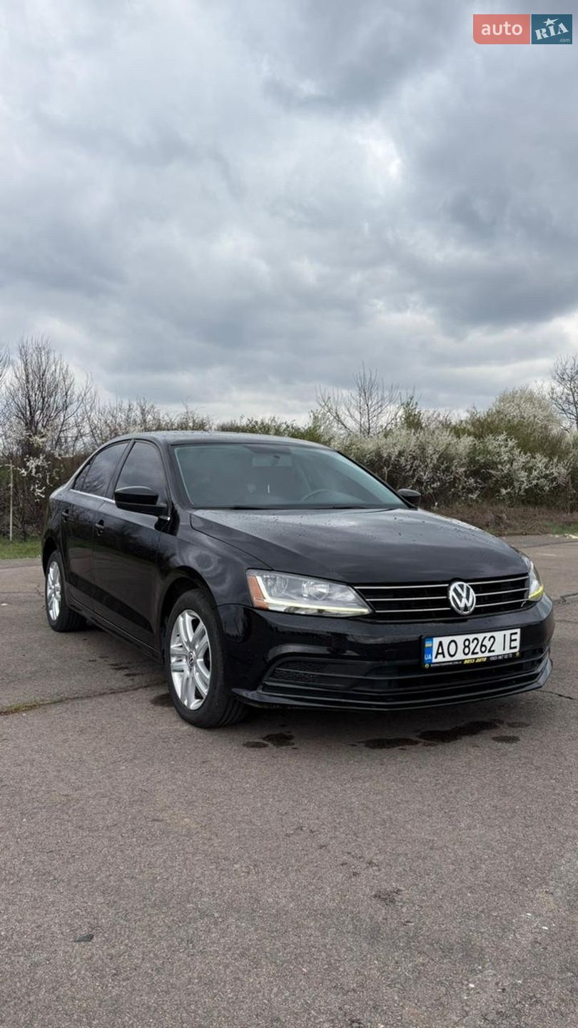 VOLKSWAGEN JETTA 2017