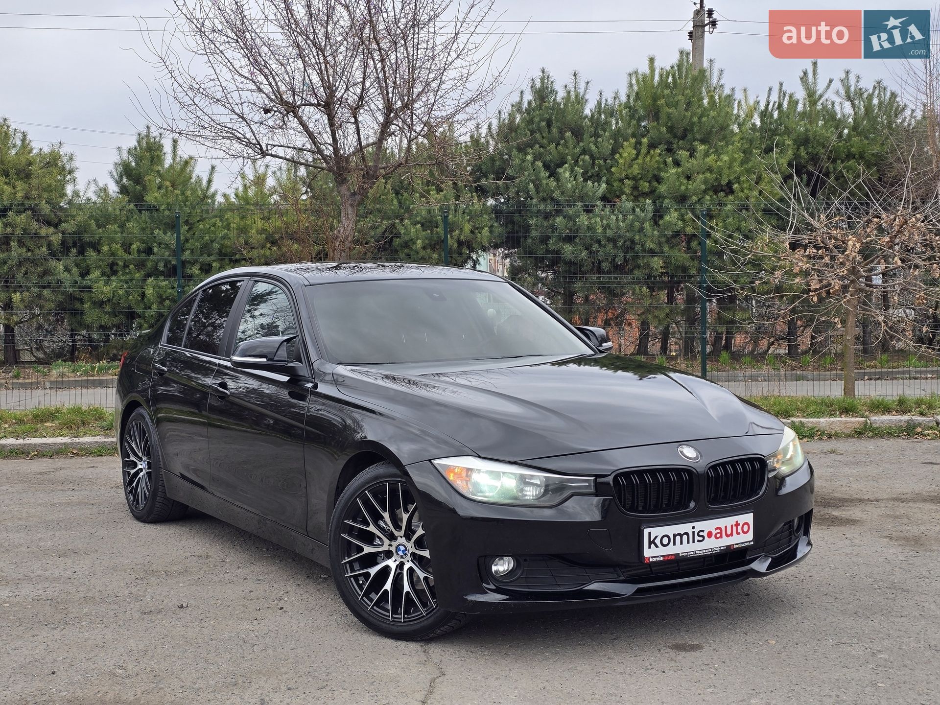 Головне фото звіту автомобіля BMW 320 2014