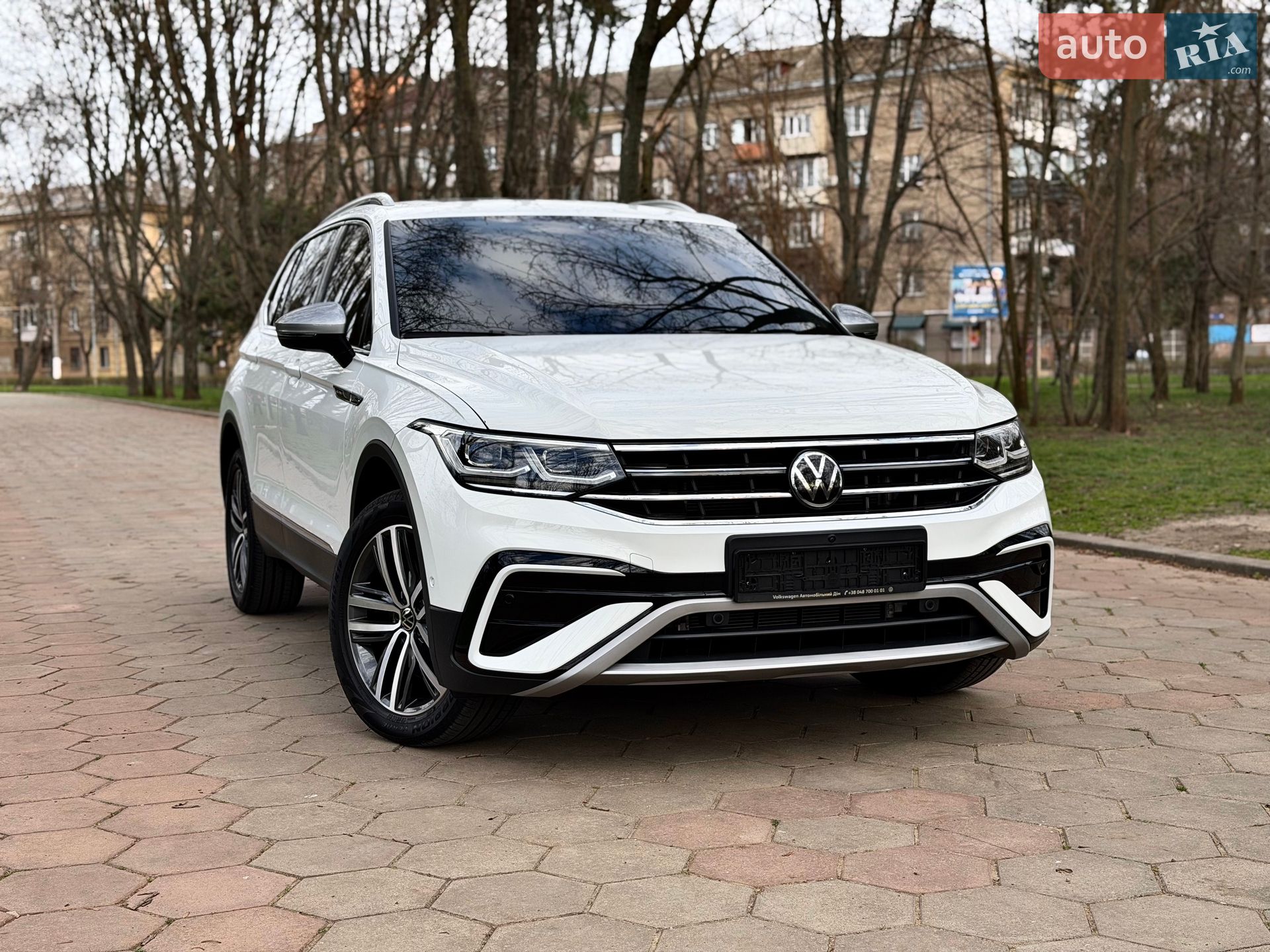VOLKSWAGEN TIGUAN 2023