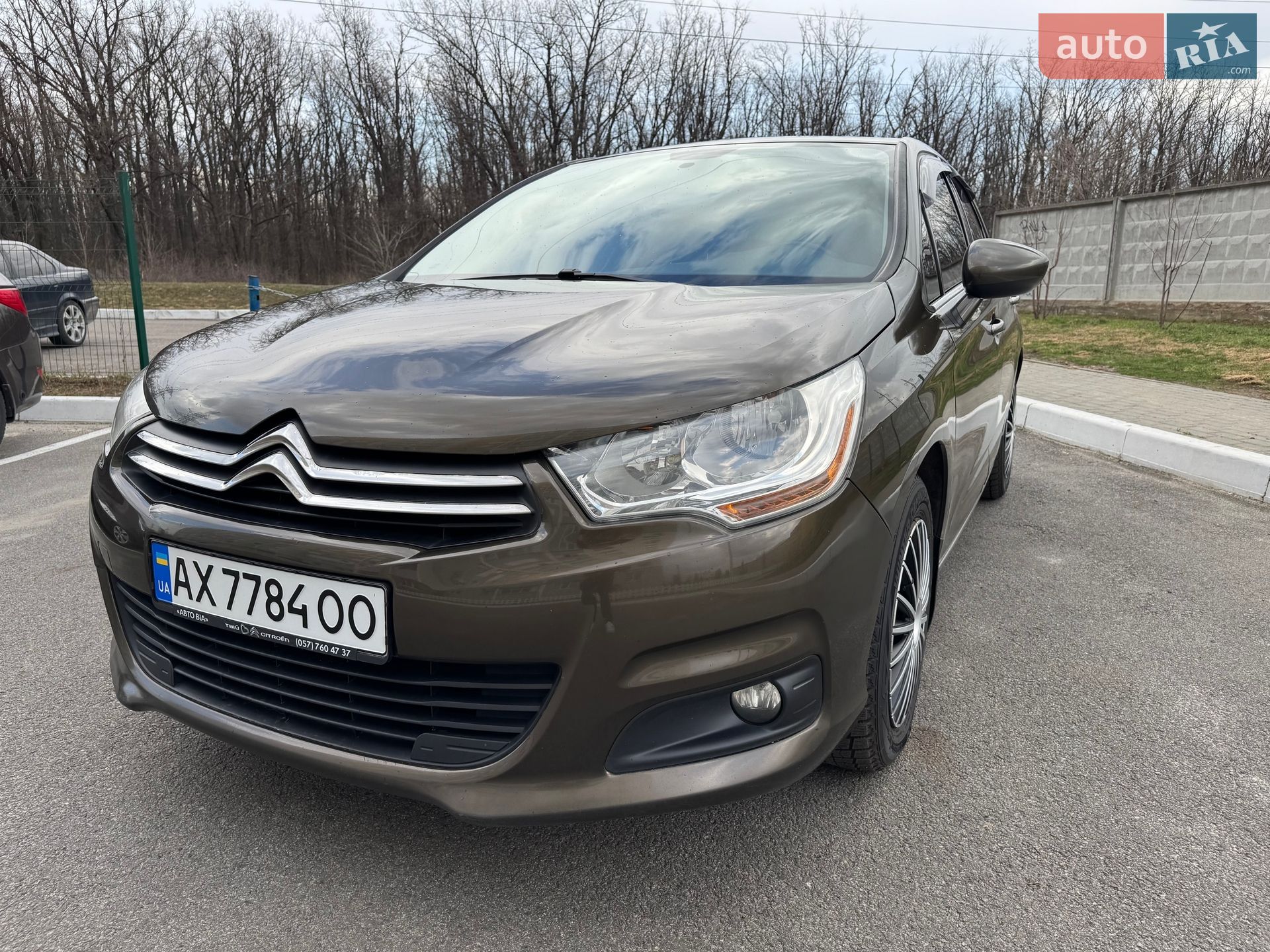 Головне фото звіту автомобіля CITROEN C4 2013