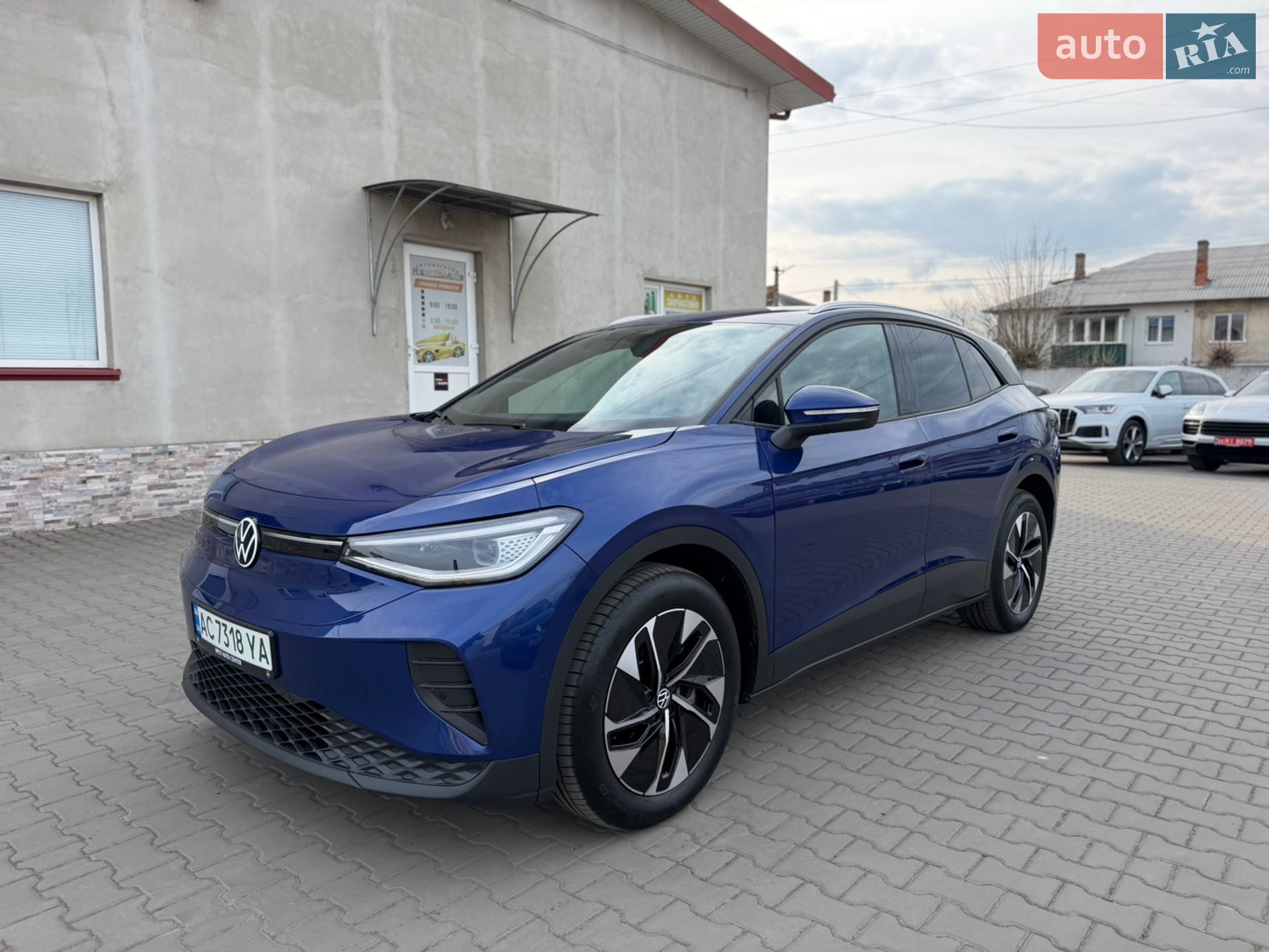 VOLKSWAGEN ID.4 PRO 2024