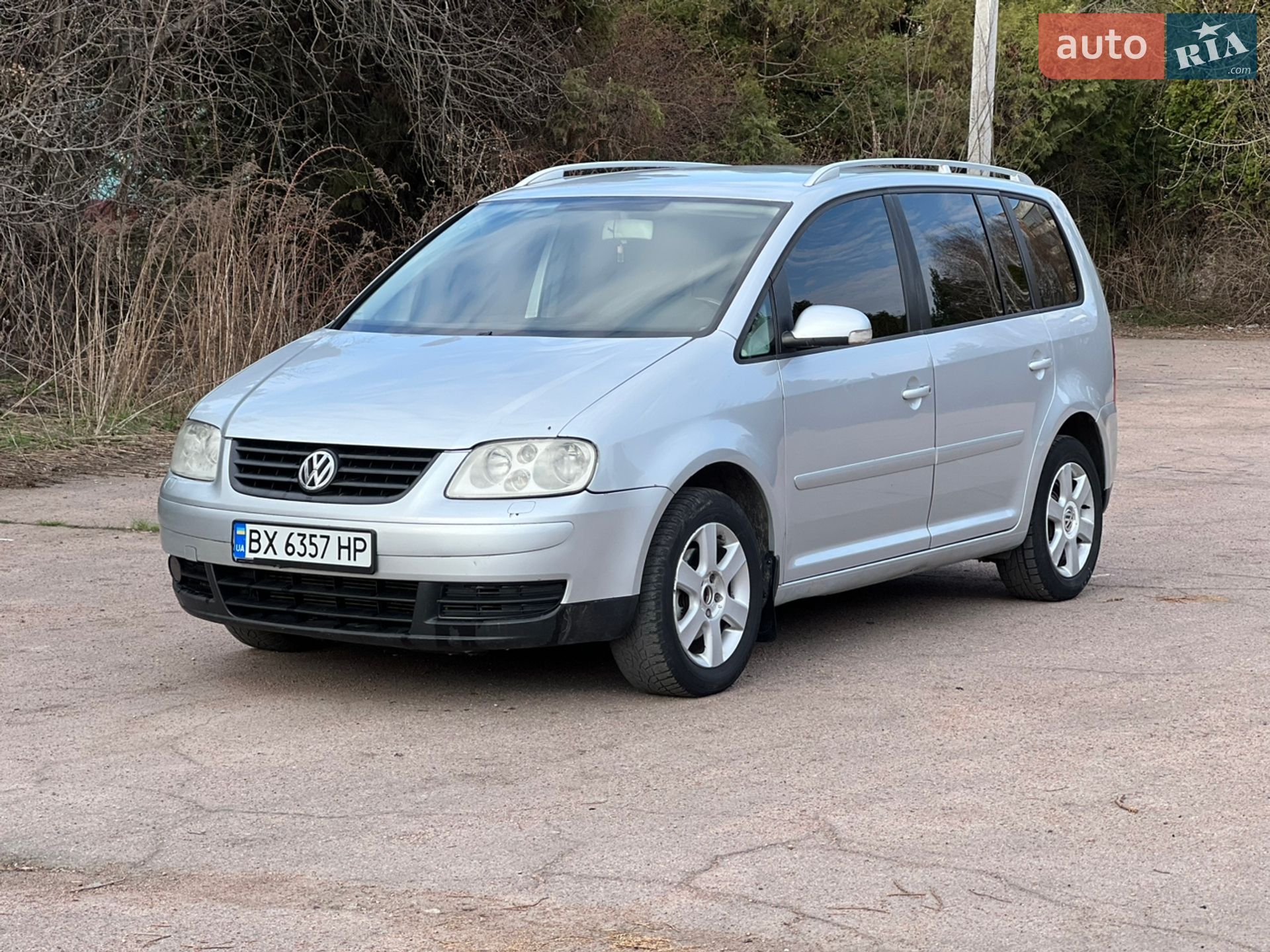 VOLKSWAGEN TOURAN 2003