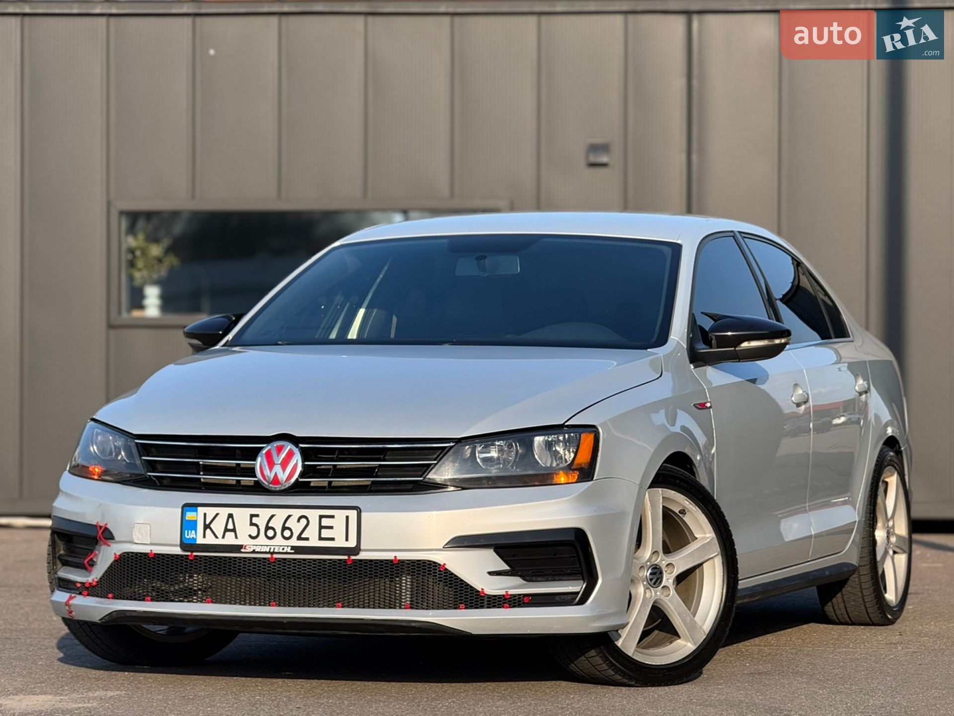 VOLKSWAGEN JETTA 2011
