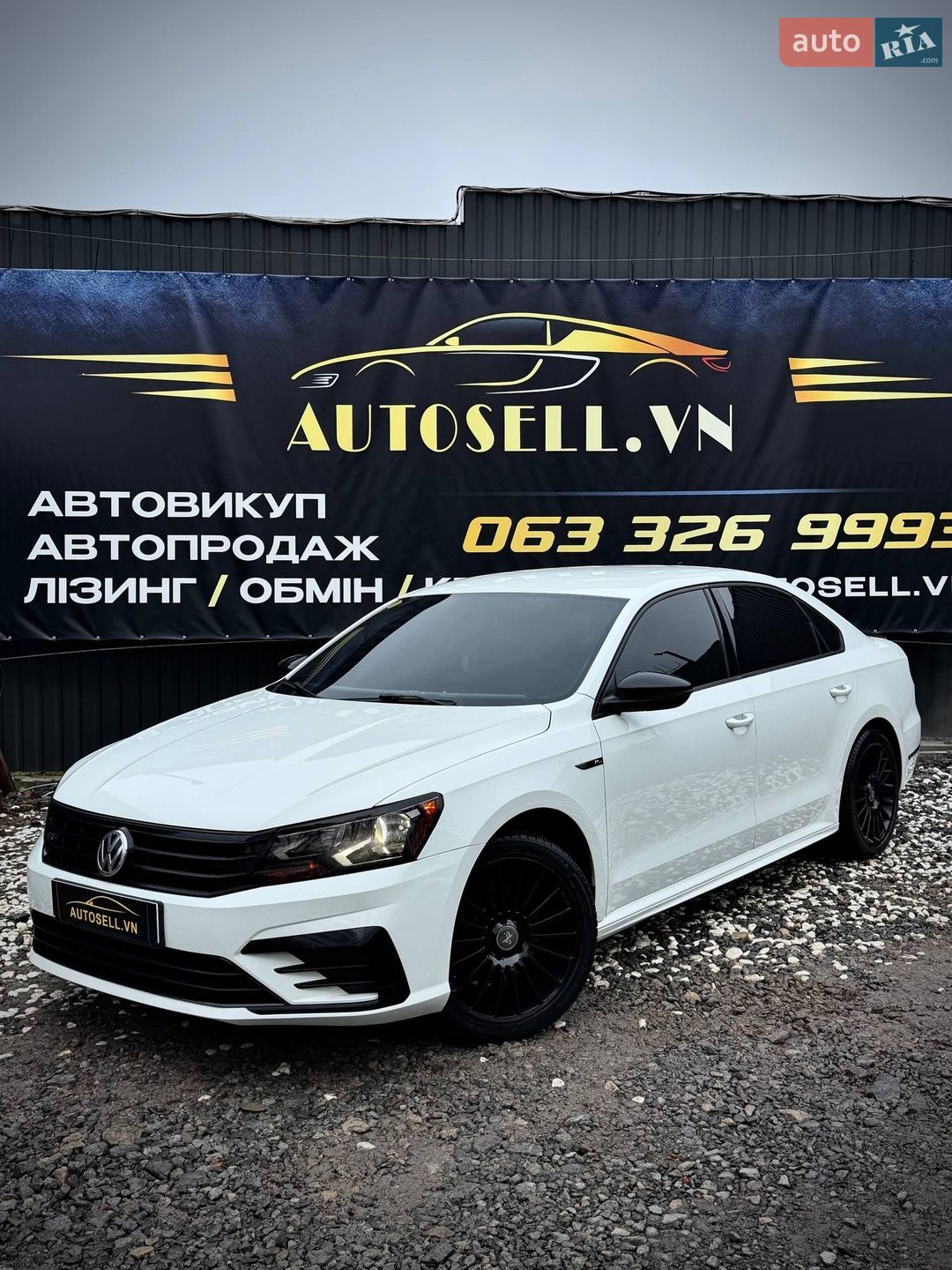 VOLKSWAGEN PASSAT 2017