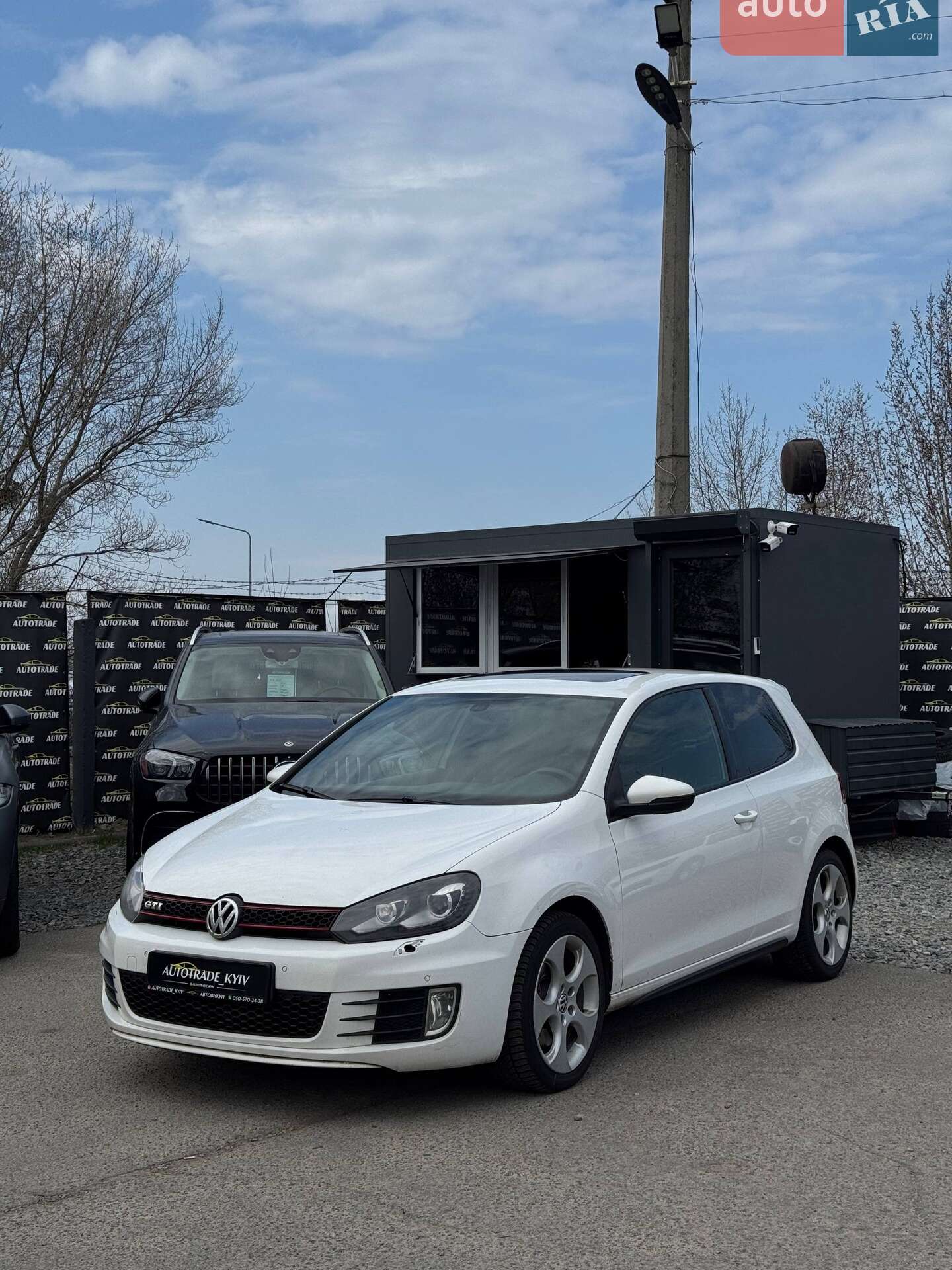 VOLKSWAGEN GOLF 2011