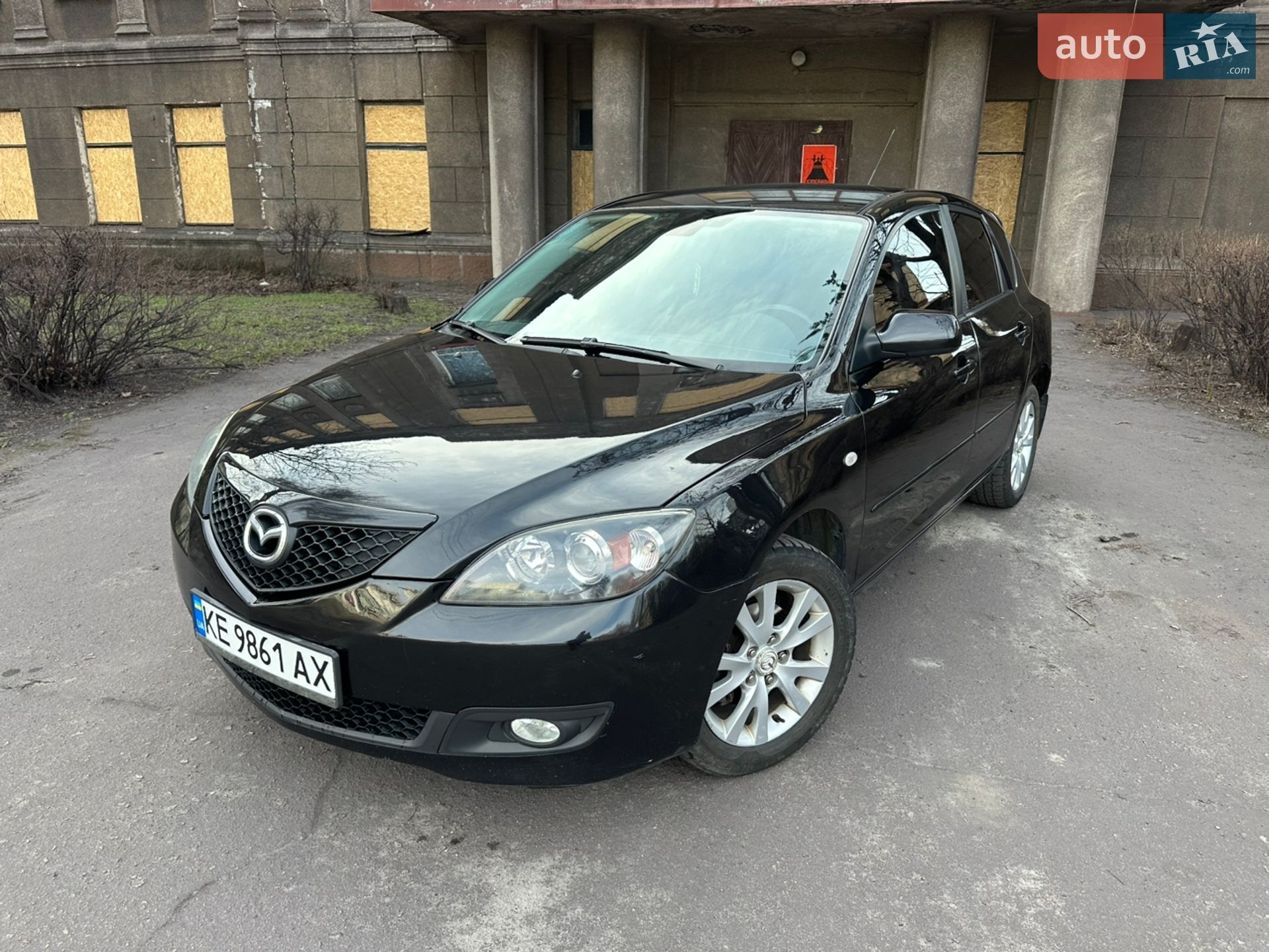 MAZDA 3