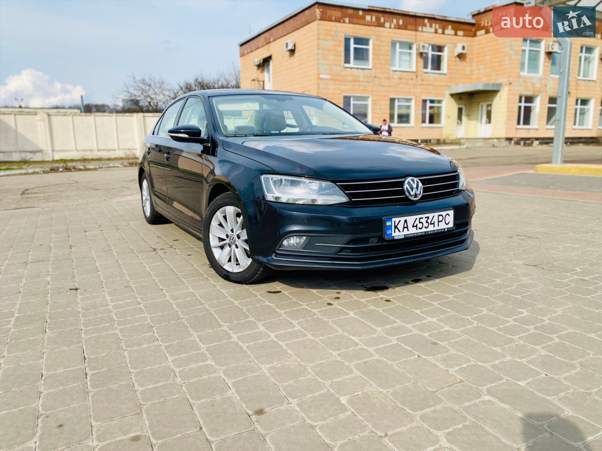 VOLKSWAGEN JETTA 2016