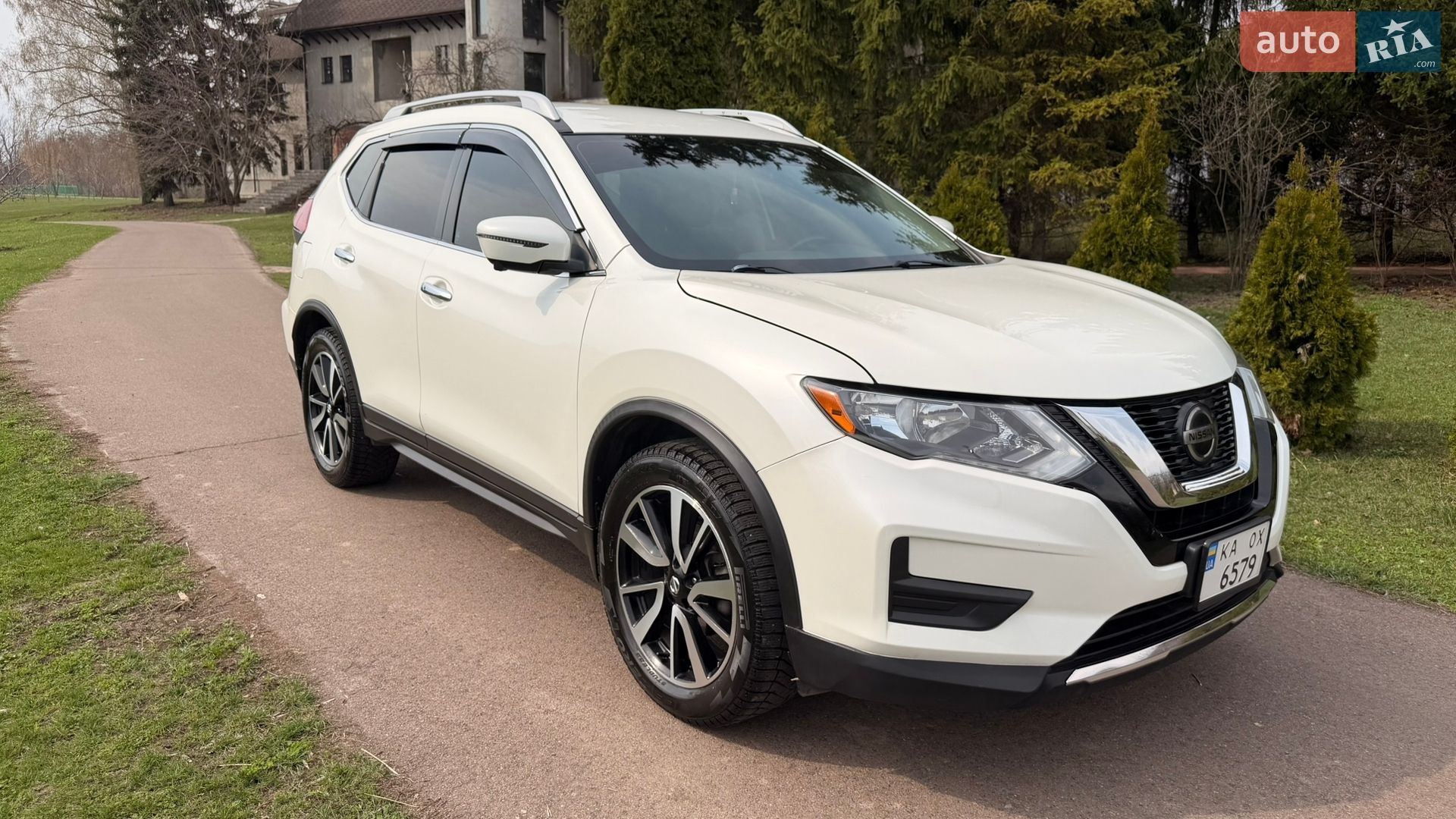 Головне фото звіту автомобіля NISSAN ROGUE 2018