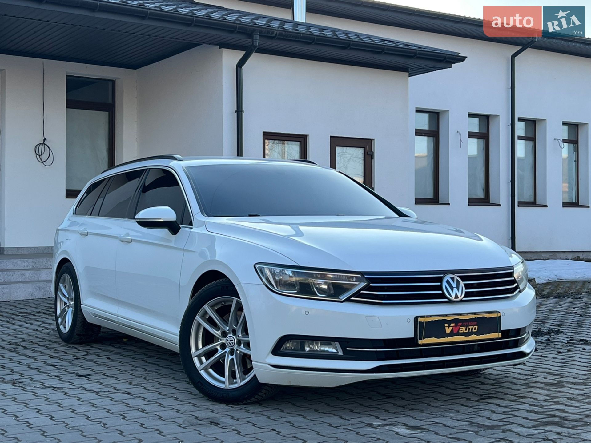 VOLKSWAGEN PASSAT 2014