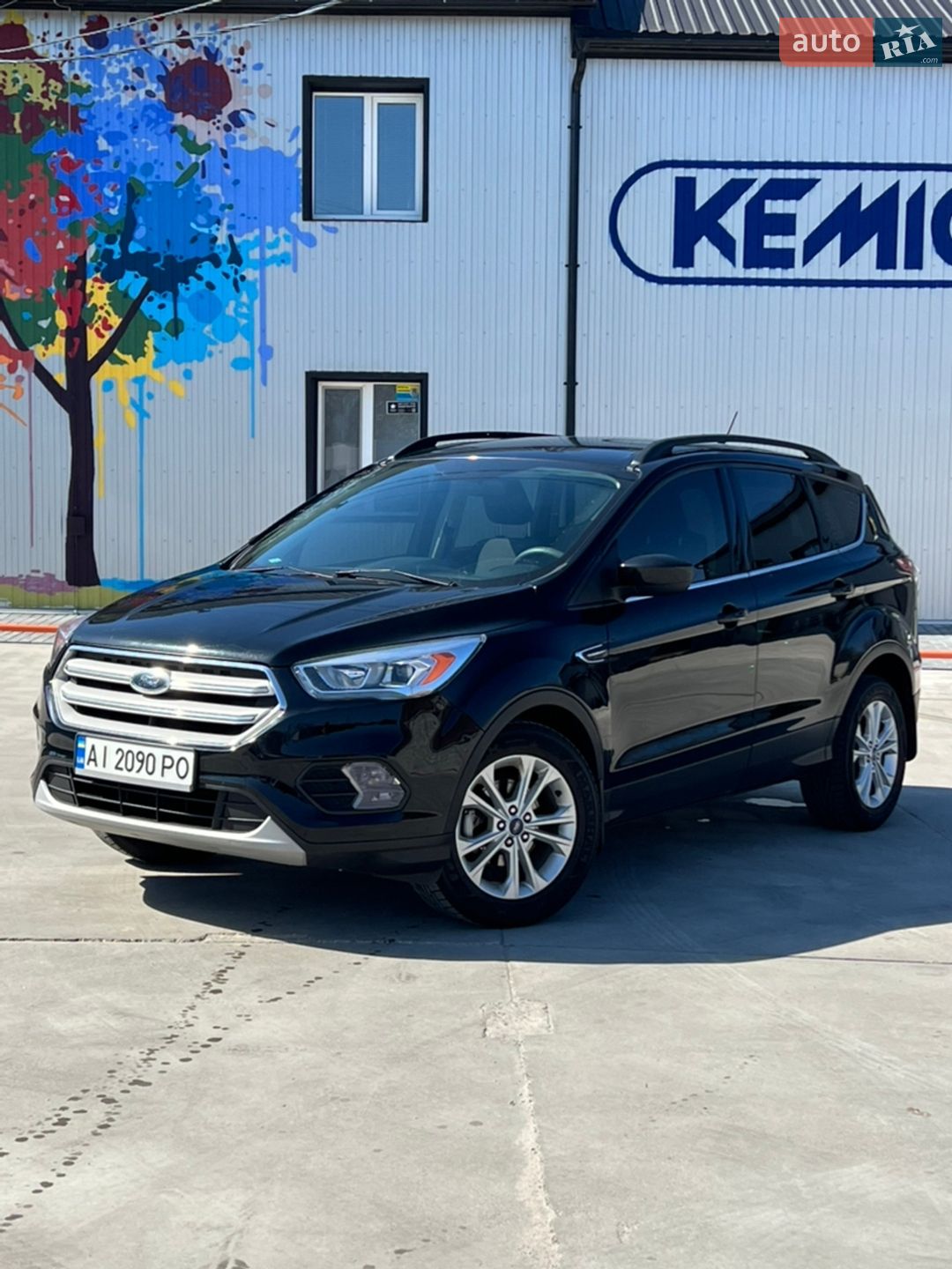 Головне фото звіту автомобіля FORD ESCAPE 2017