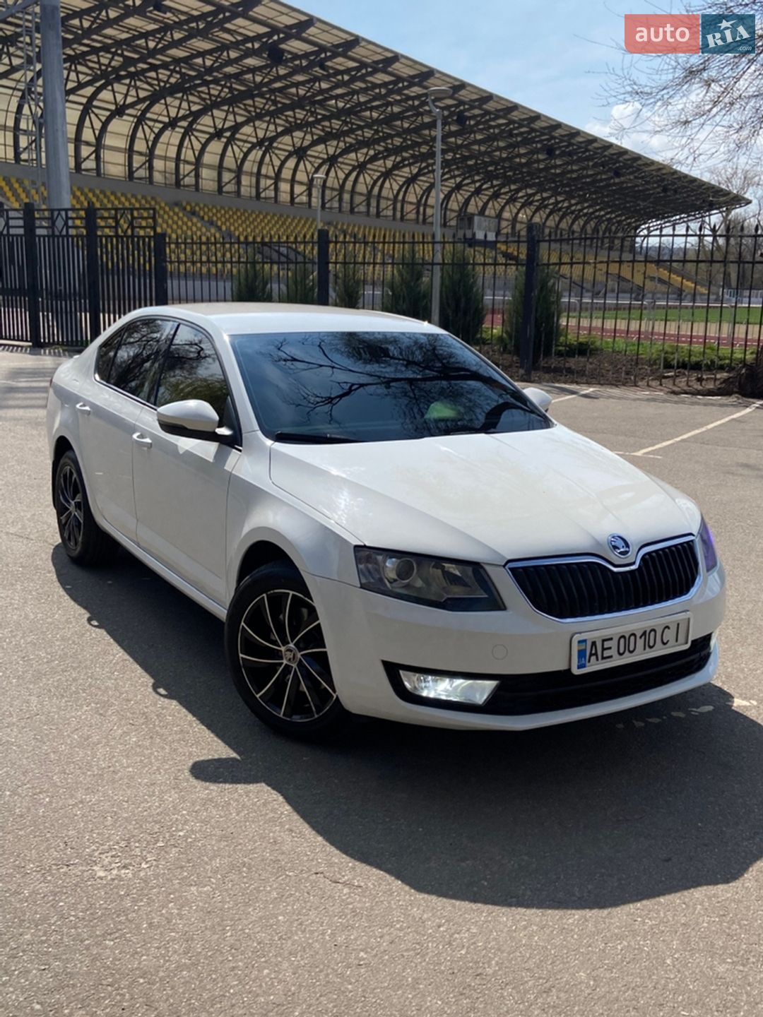 Головне фото звіту автомобіля SKODA OCTAVIA A7 2015