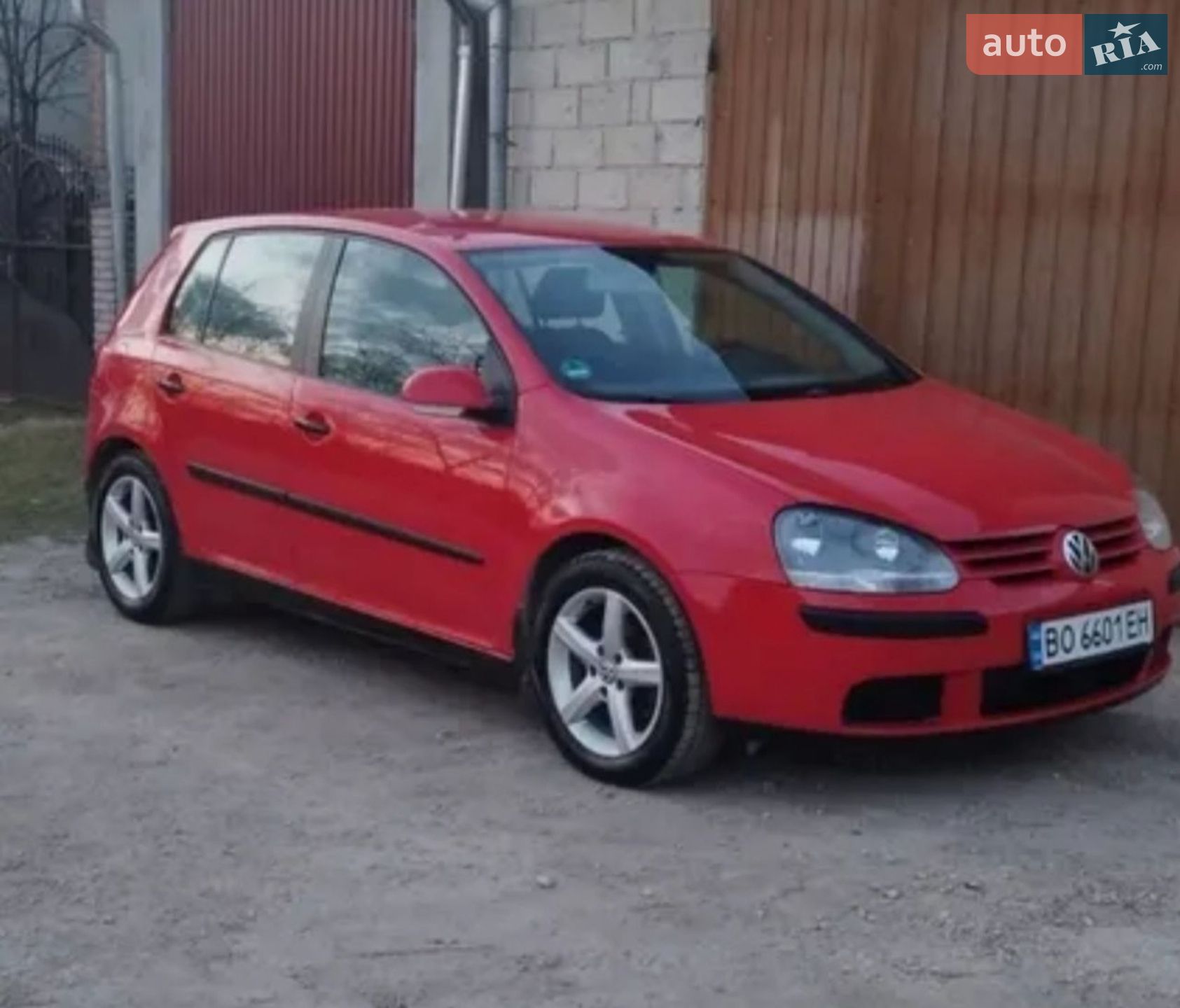 VOLKSWAGEN GOLF 2004