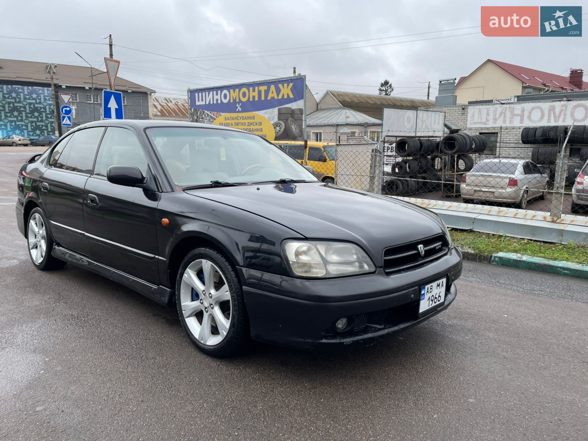 SUBARU LEGACY 2001