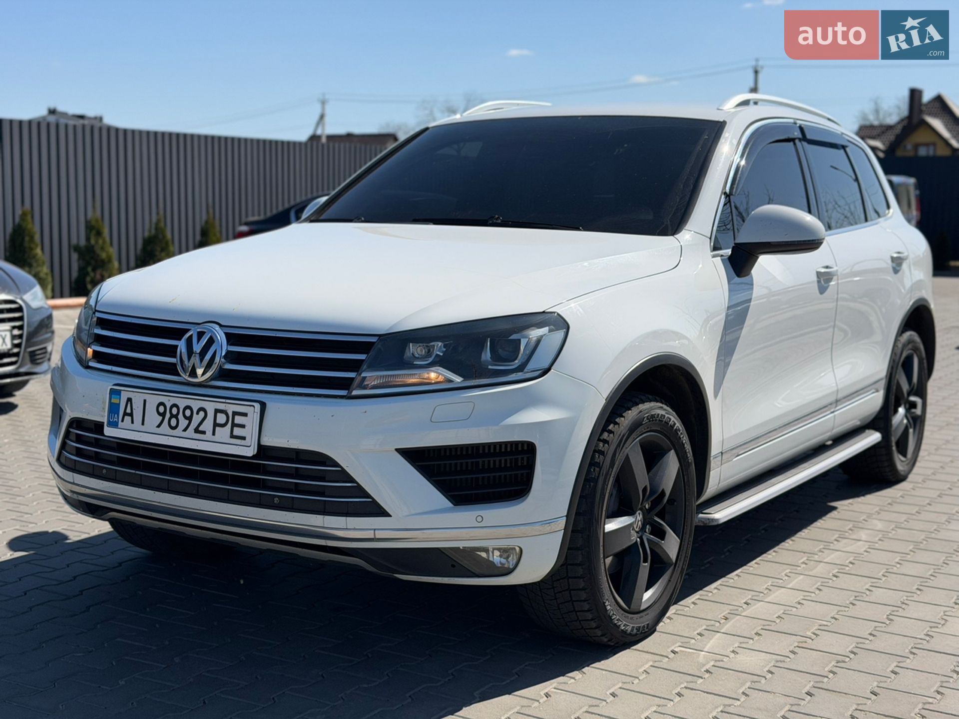 VOLKSWAGEN TOUAREG 2015