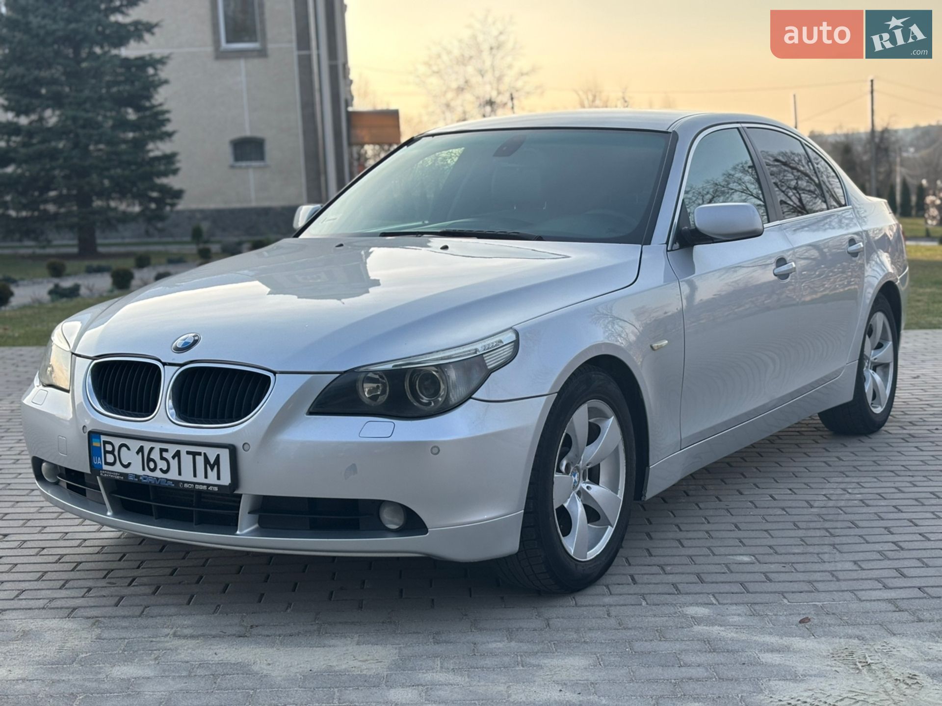 Головне фото звіту автомобіля BMW 530D 2004