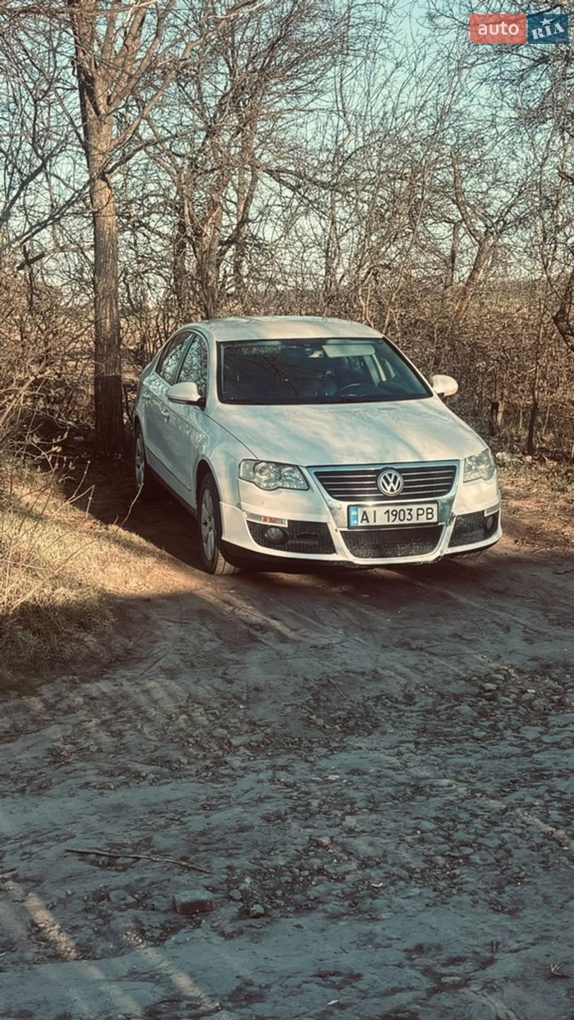 VOLKSWAGEN PASSAT 2008