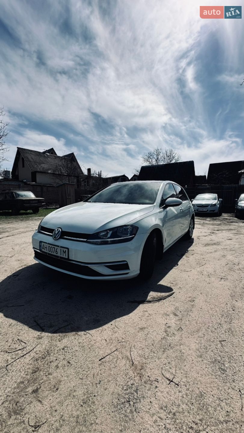 VOLKSWAGEN GOLF 2018