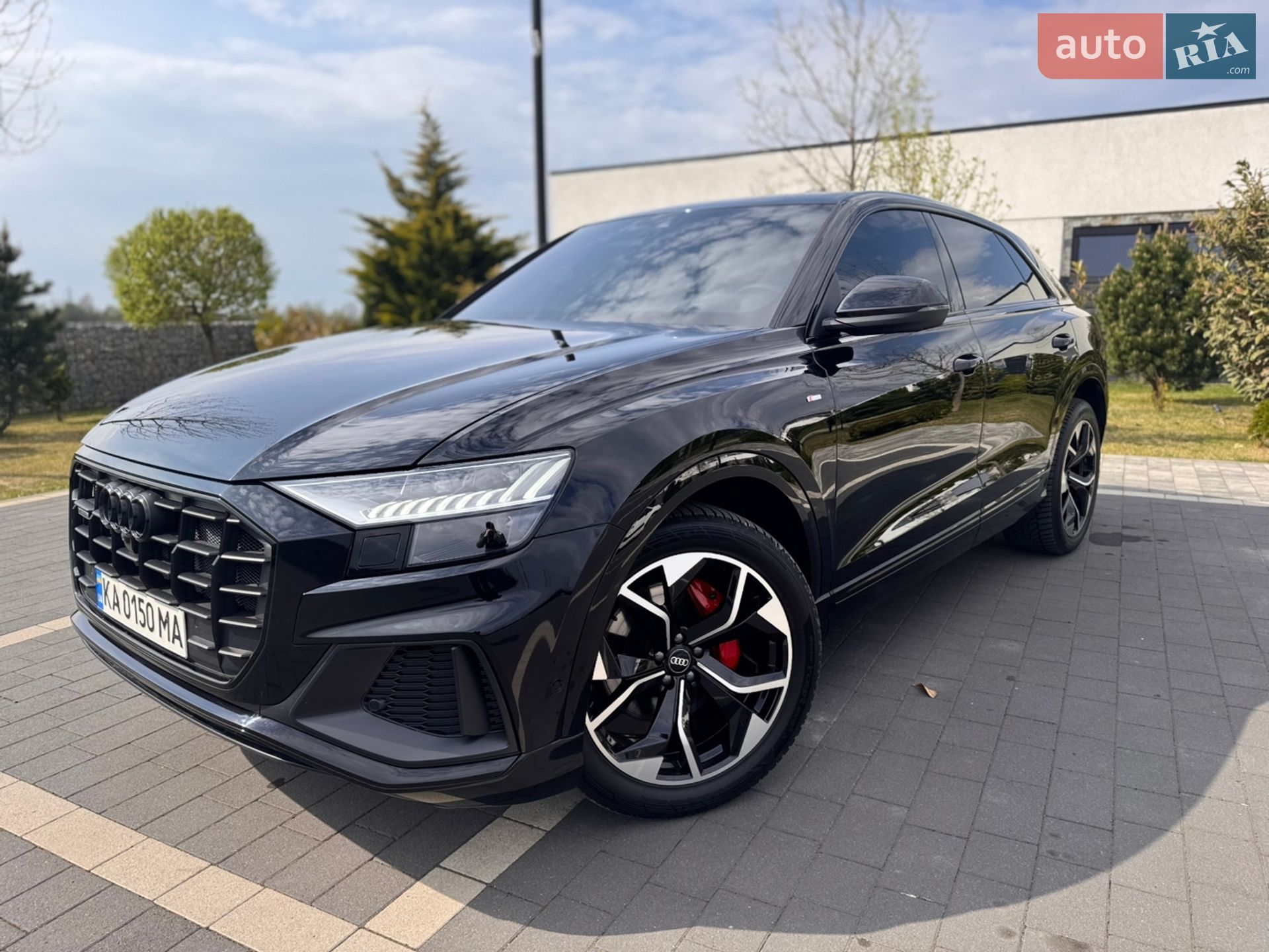 AUDI Q8 2023